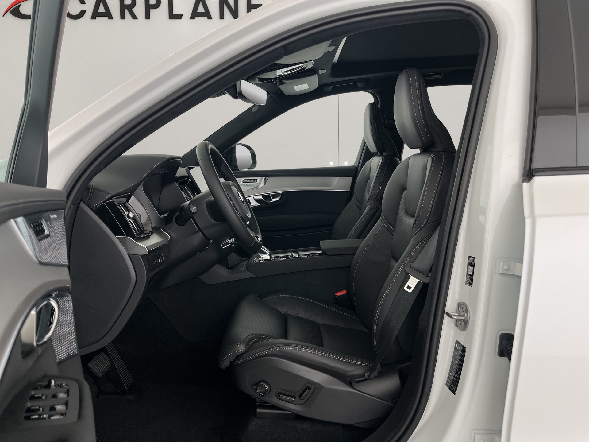 VOLVO XC90 2.0 T8 TE Black Edition eAWD-image-7