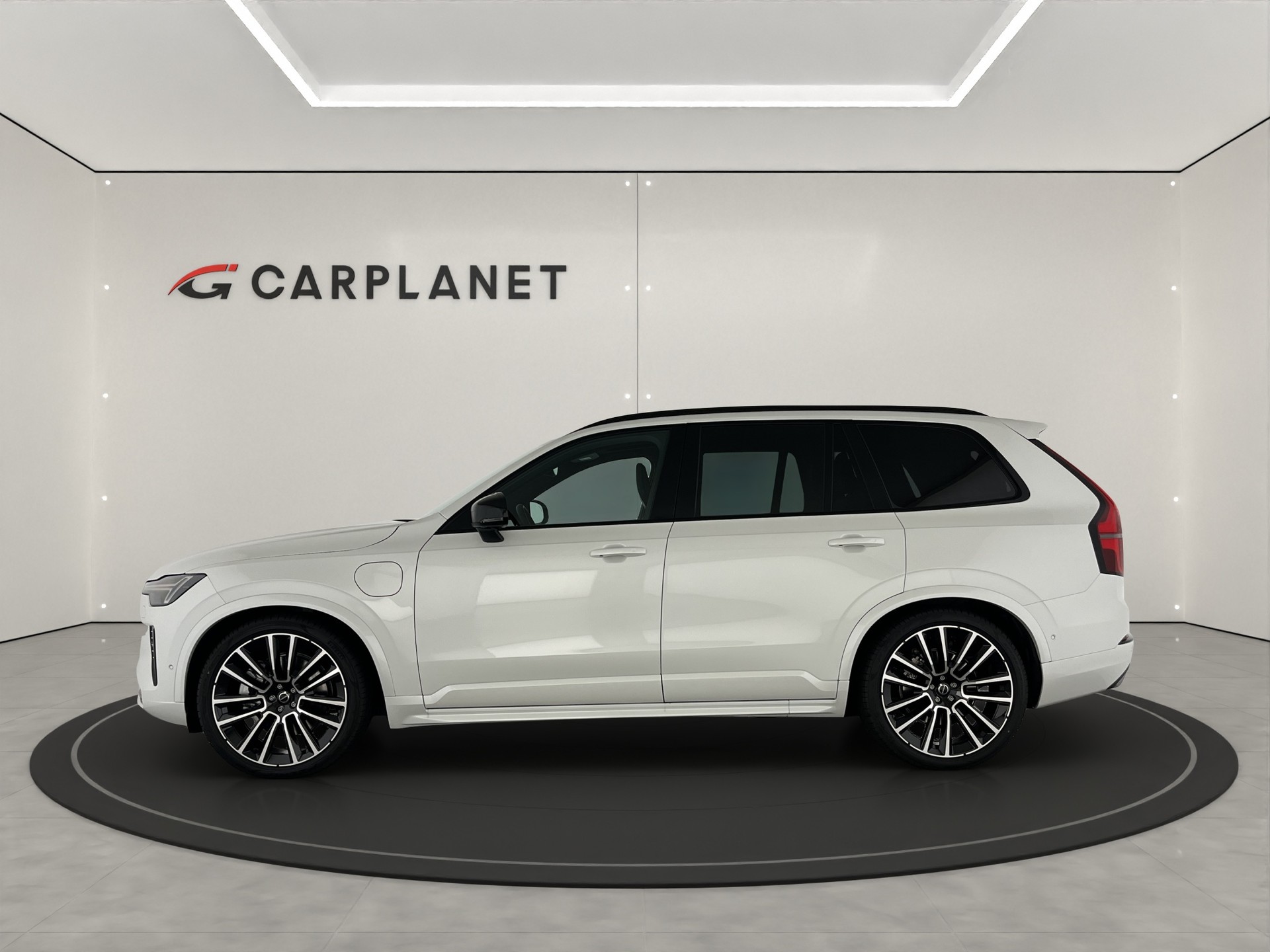 VOLVO XC90 2.0 T8 TE Black Edition eAWD-image-2