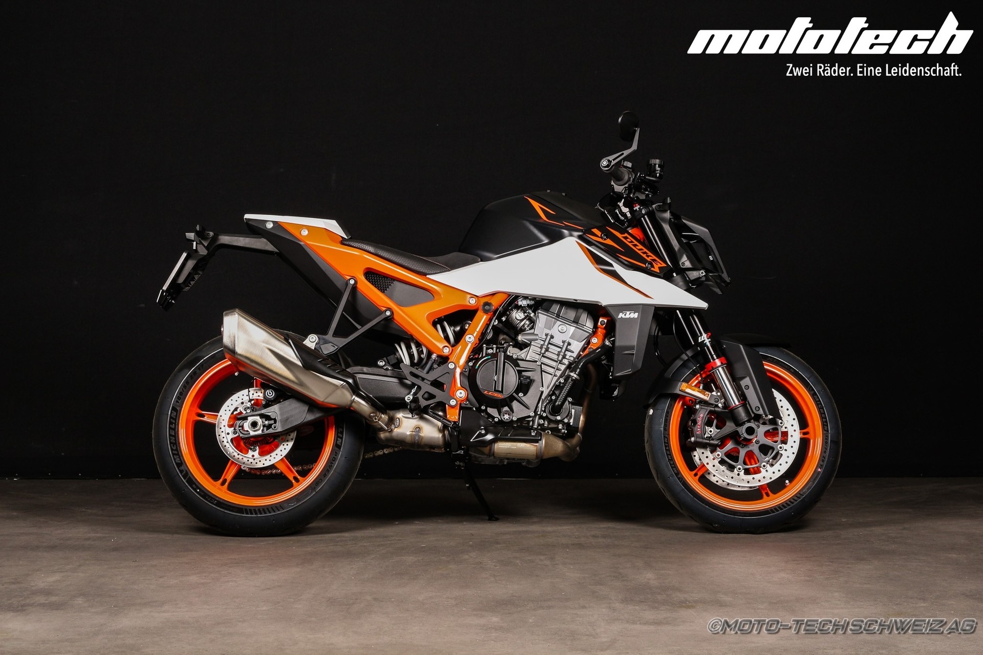 KTM 990 Duke R-image-6