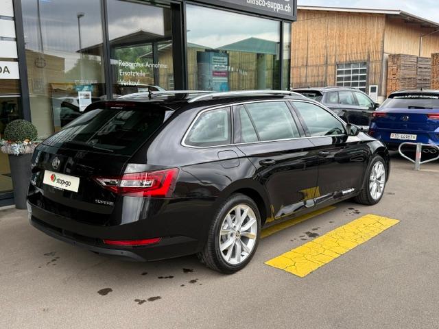 SKODA Superb Combi 2.0 TDI 190 Style DSG-image-5