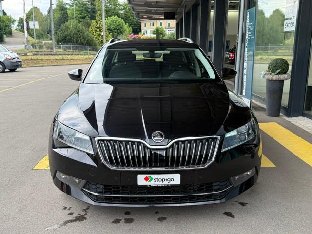 SKODA Superb Combi 2.0 TDI 190 Style DSG-image-1