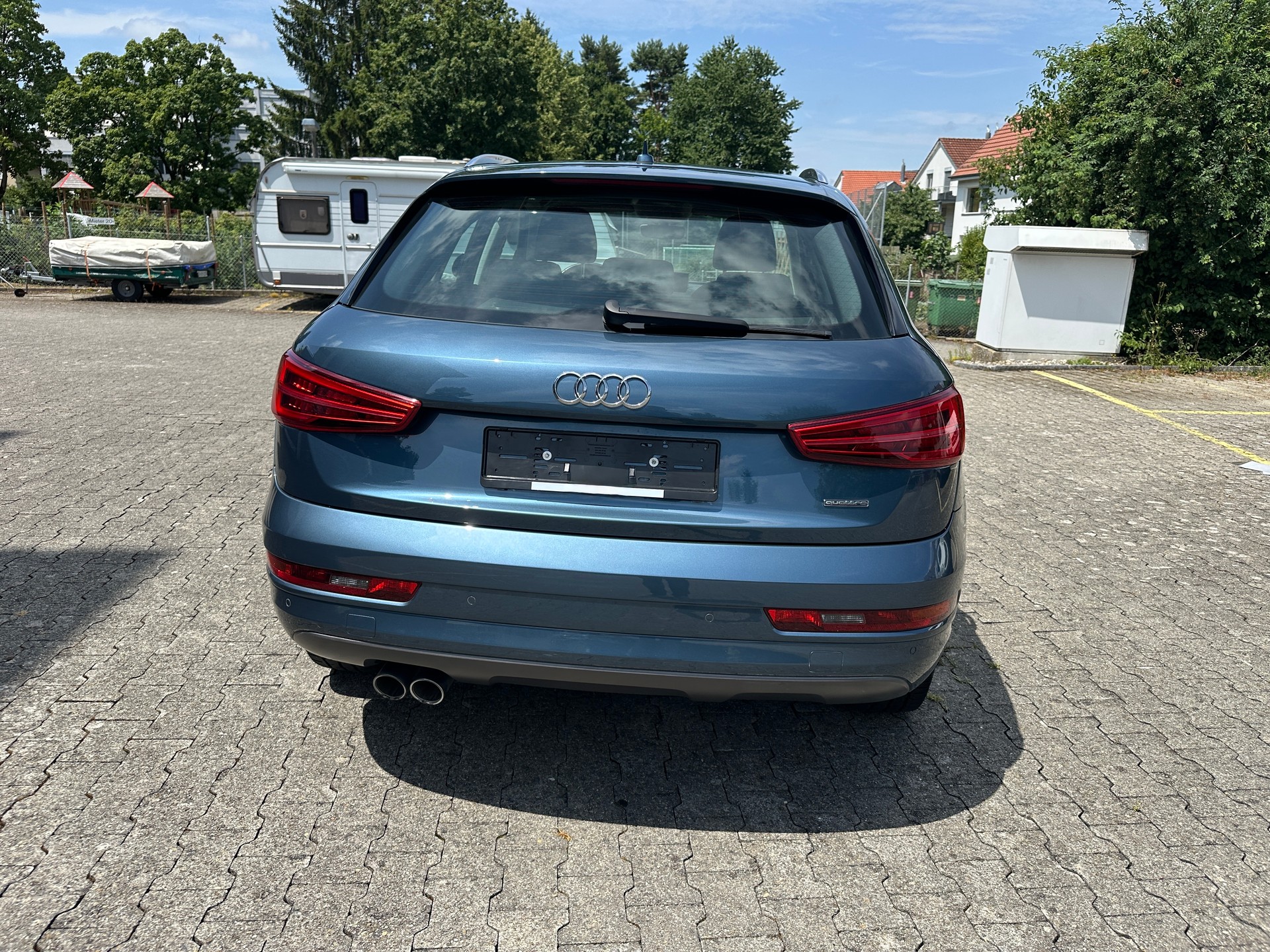 AUDI Q3 2.0 TDI quattro S-tronic-image-4