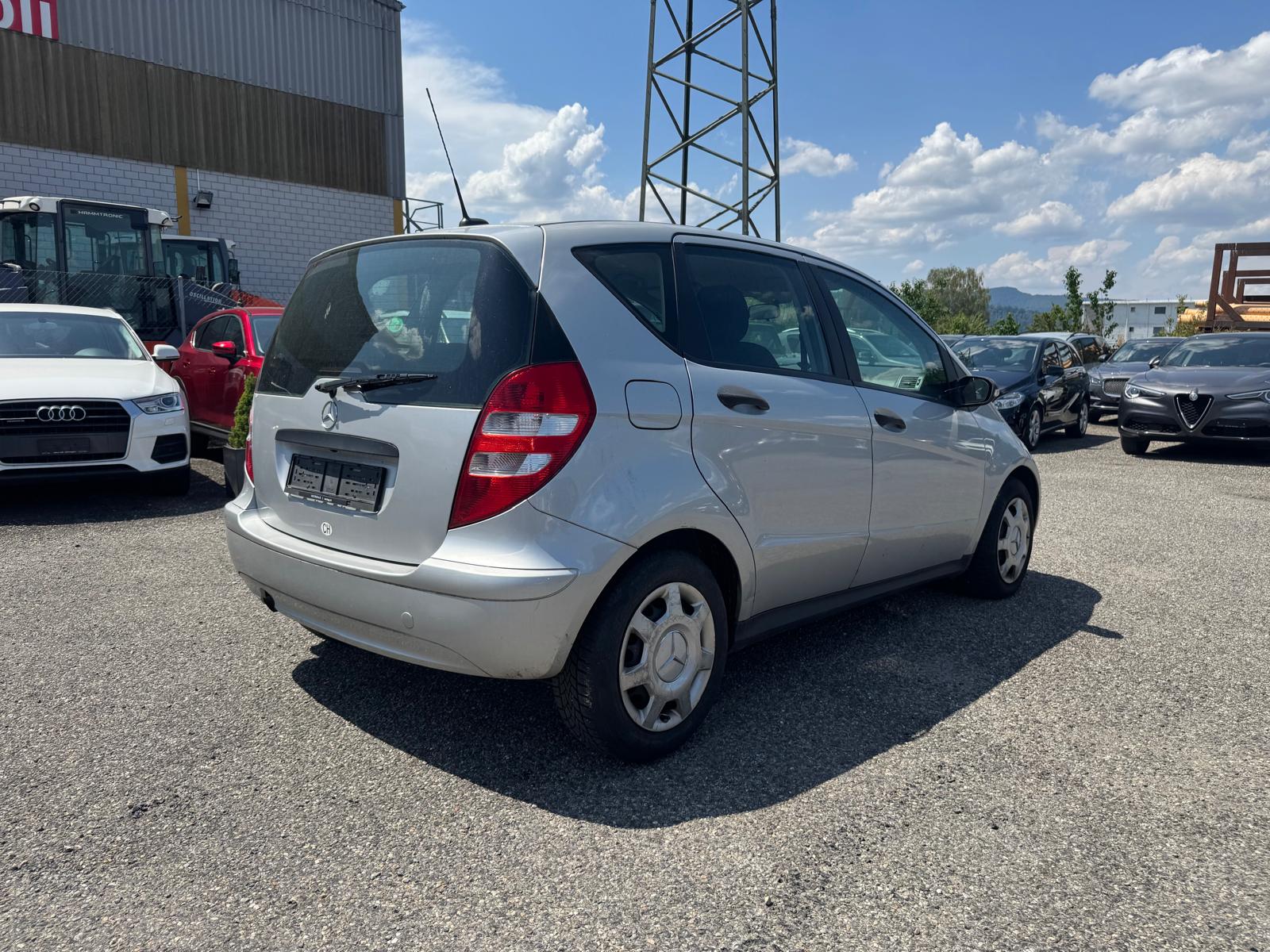 MERCEDES-BENZ A 170 Classic-image-4