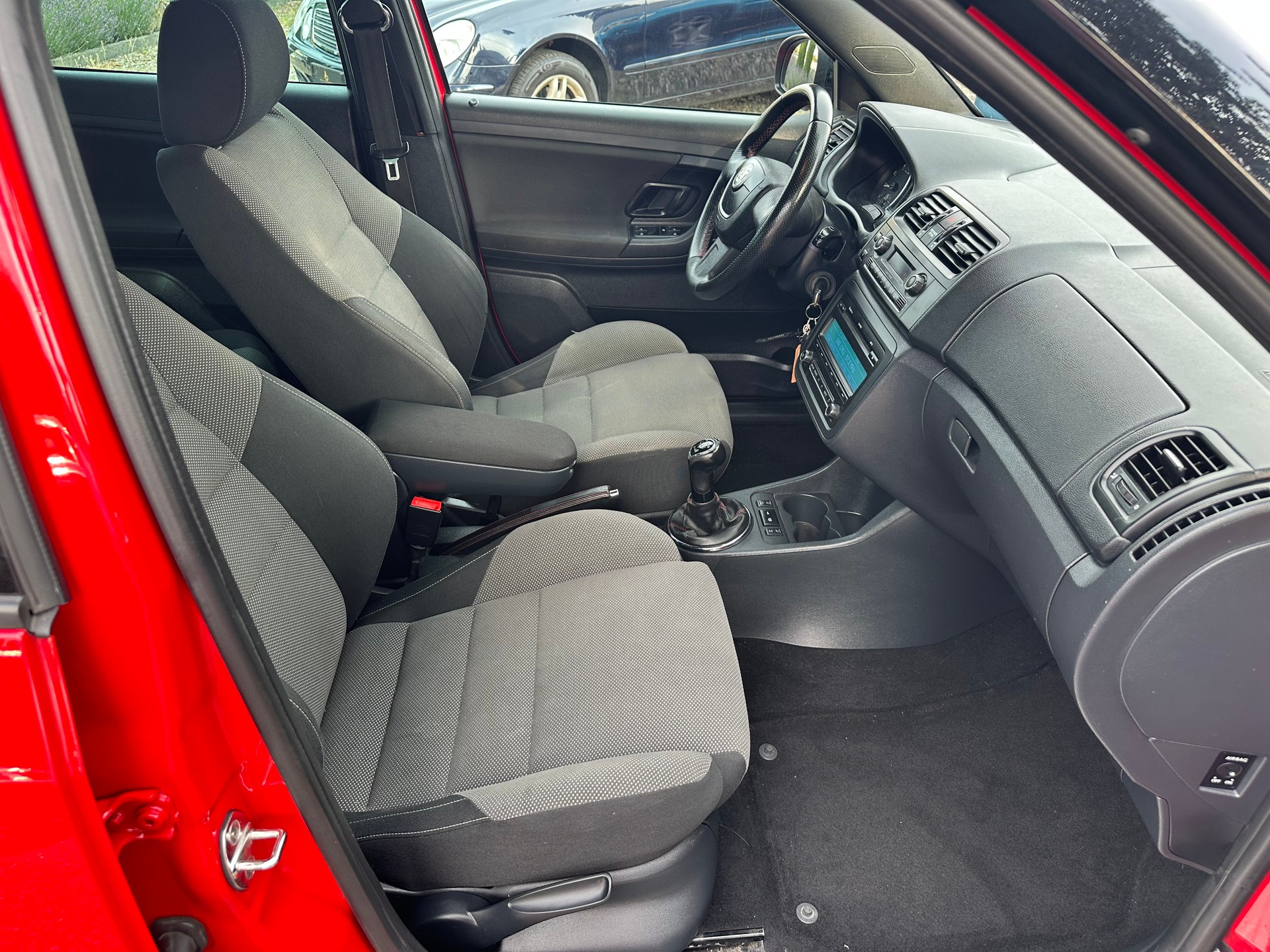 SKODA Fabia 1.2 TSI Monte Carlo-image-8