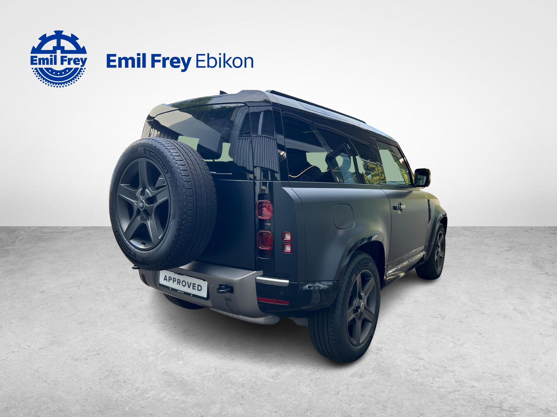 LAND ROVER Defender 90 3.0 D I6 250 X-Dynamic SE-image-4