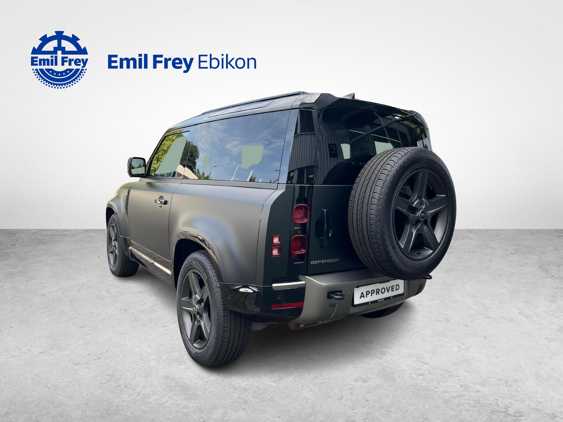 LAND ROVER Defender 90 3.0 D I6 250 X-Dynamic SE-image-2