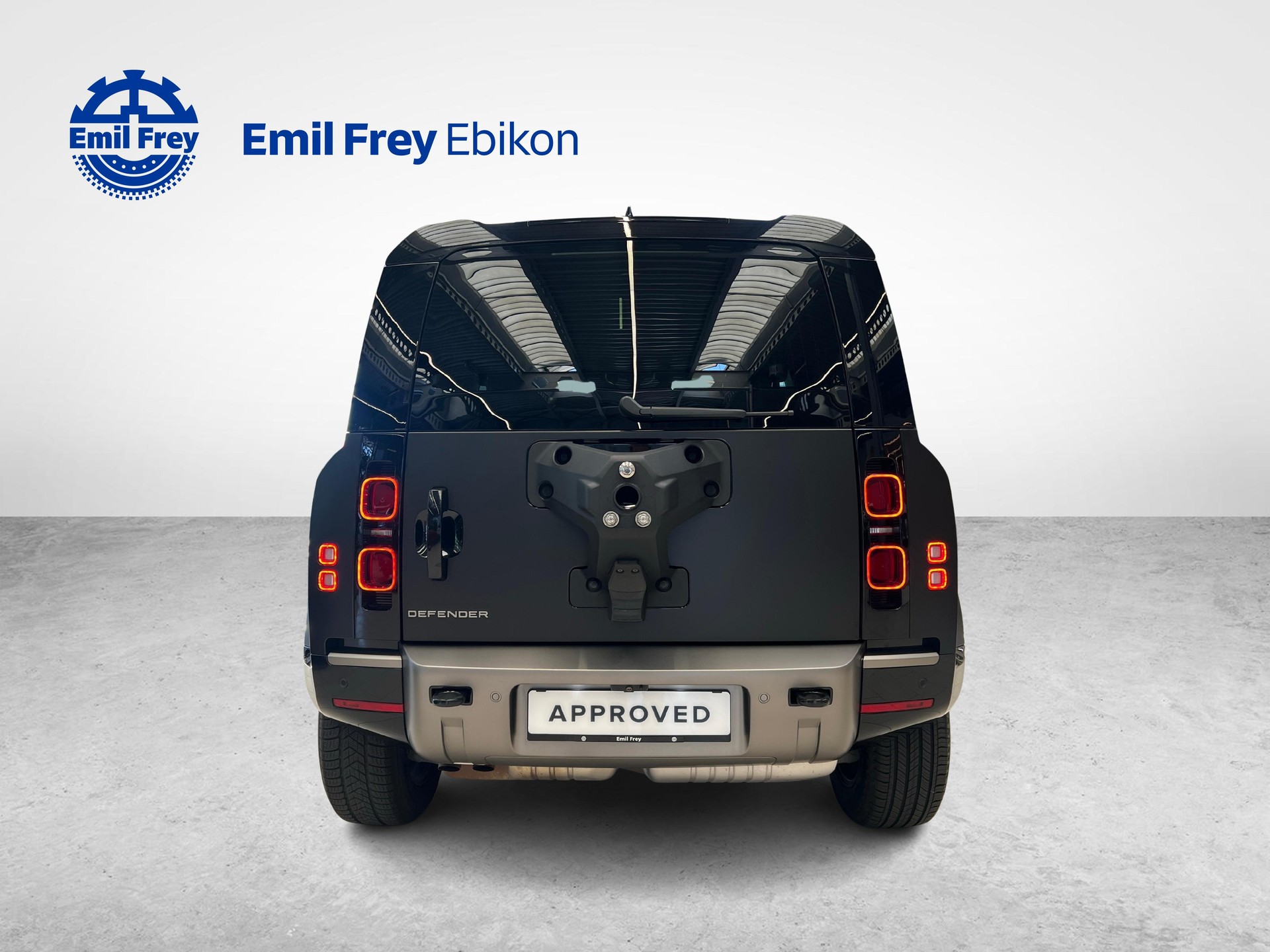 LAND ROVER Defender 90 3.0 D I6 250 X-Dynamic SE-image-5