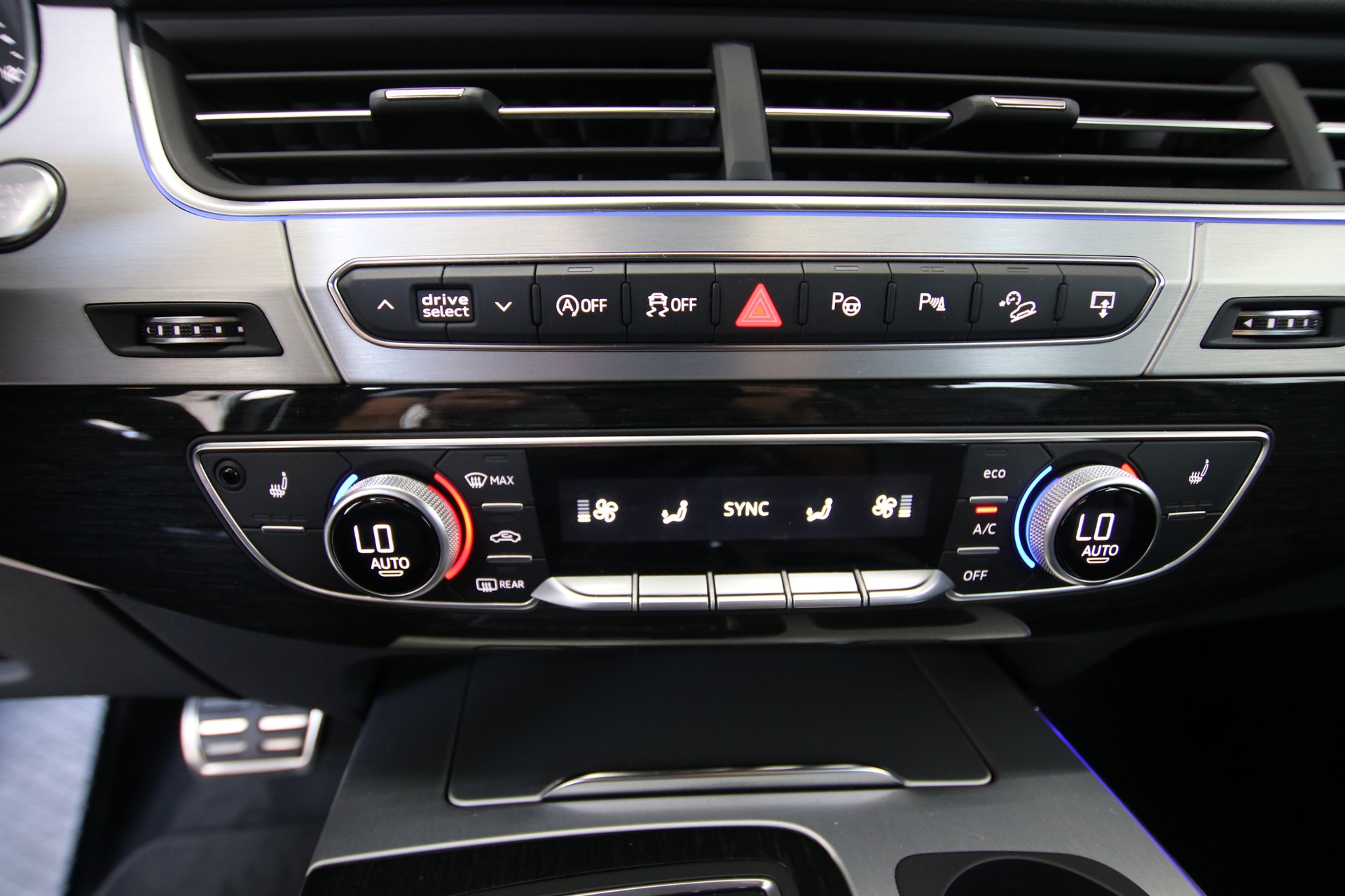 AUDI Q7 *S-Line* 3.0 TDI quattro tiptronic *7-Sitzplätze*-image-29