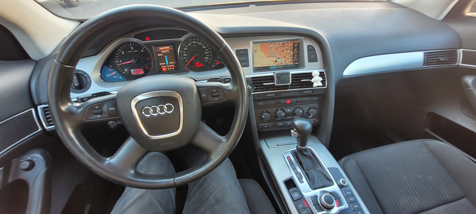AUDI A6 Limousine 2.7 V6 TDI-image-10