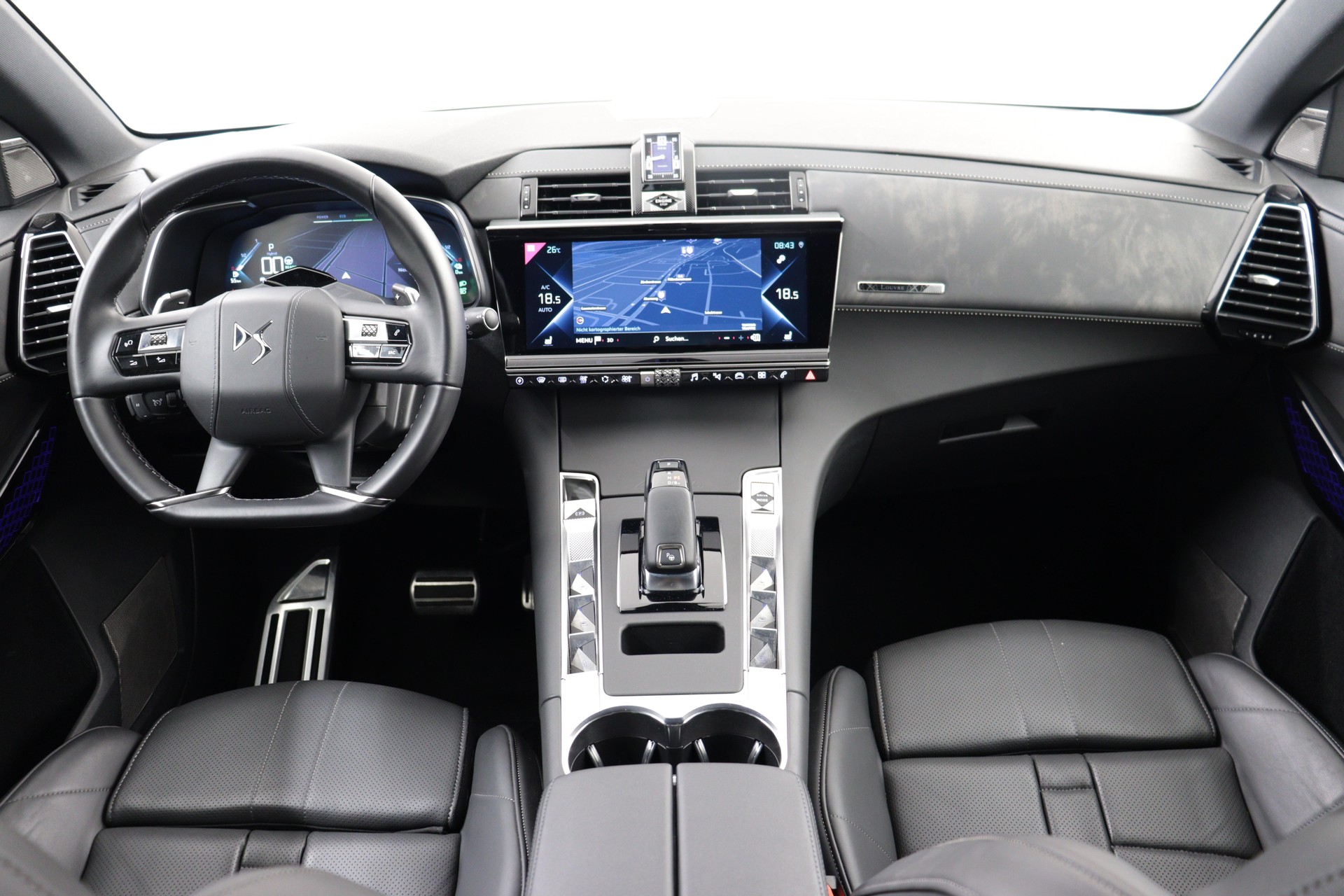 DS AUTOMOBILES 7 Crossback 1.6 E-Tense Louvre 4x4-image-10