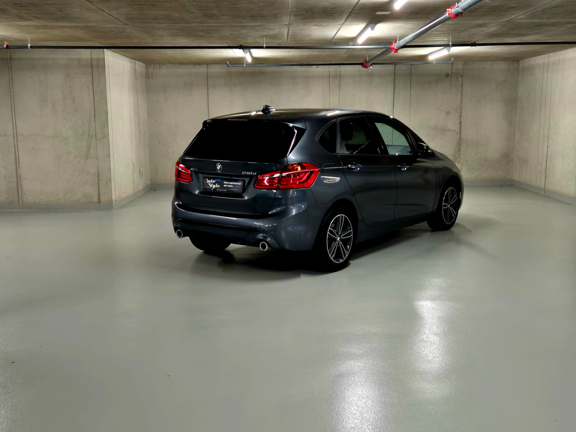 BMW 218d xDrive Active Tourer Steptronic Sport Line-image-7