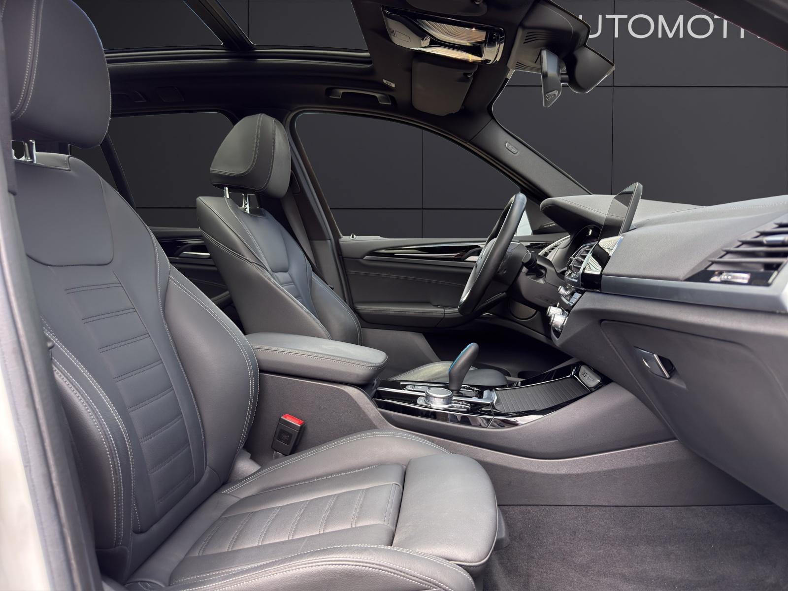 BMW iX3-image-10