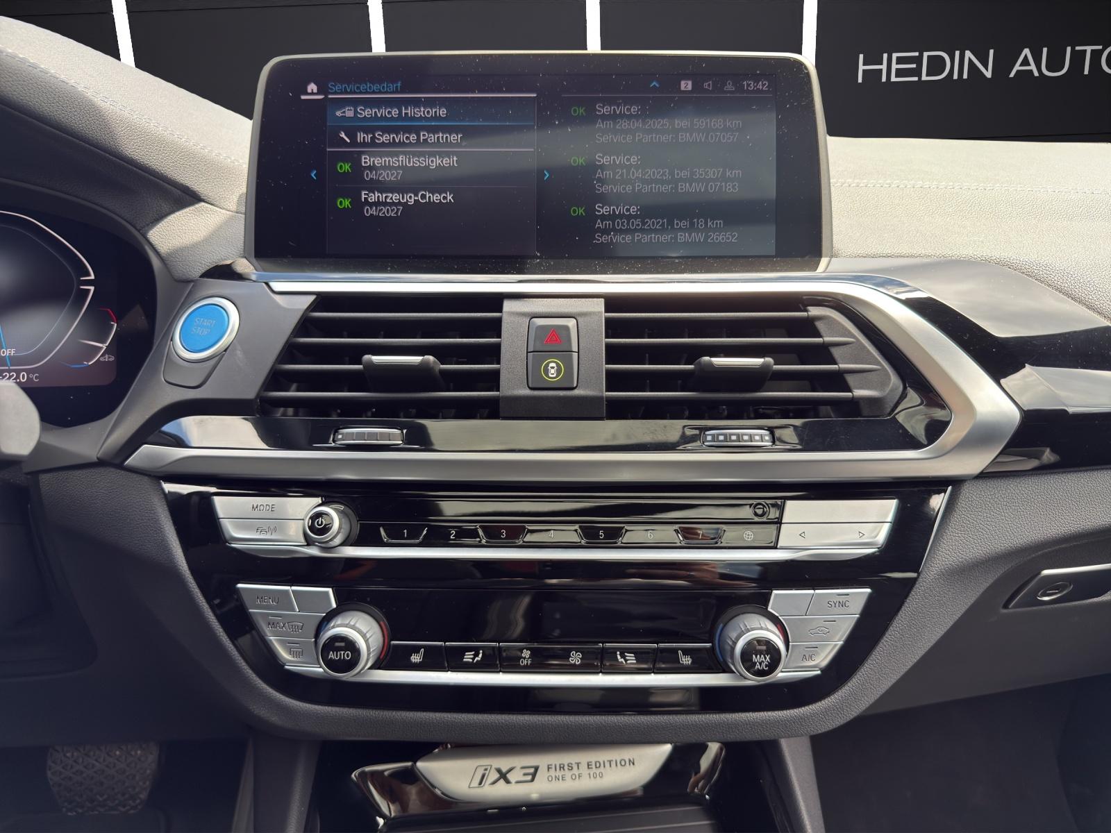 BMW iX3-image-17