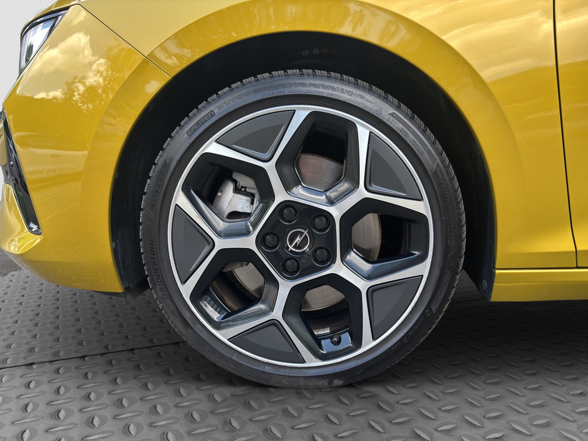 OPEL Astra 1.6 PHEV Turbo Swiss Plus A-image-23