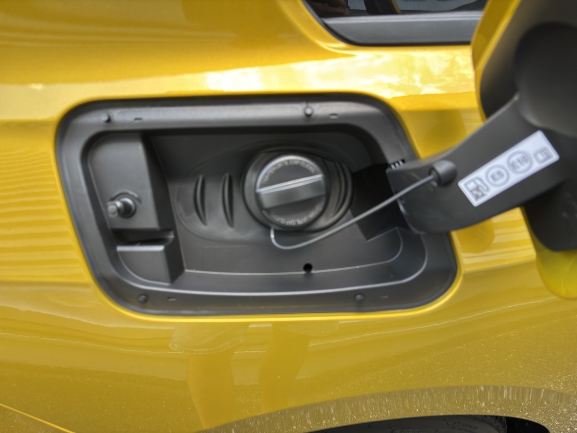 OPEL Astra 1.6 PHEV Turbo Swiss Plus A-image-26