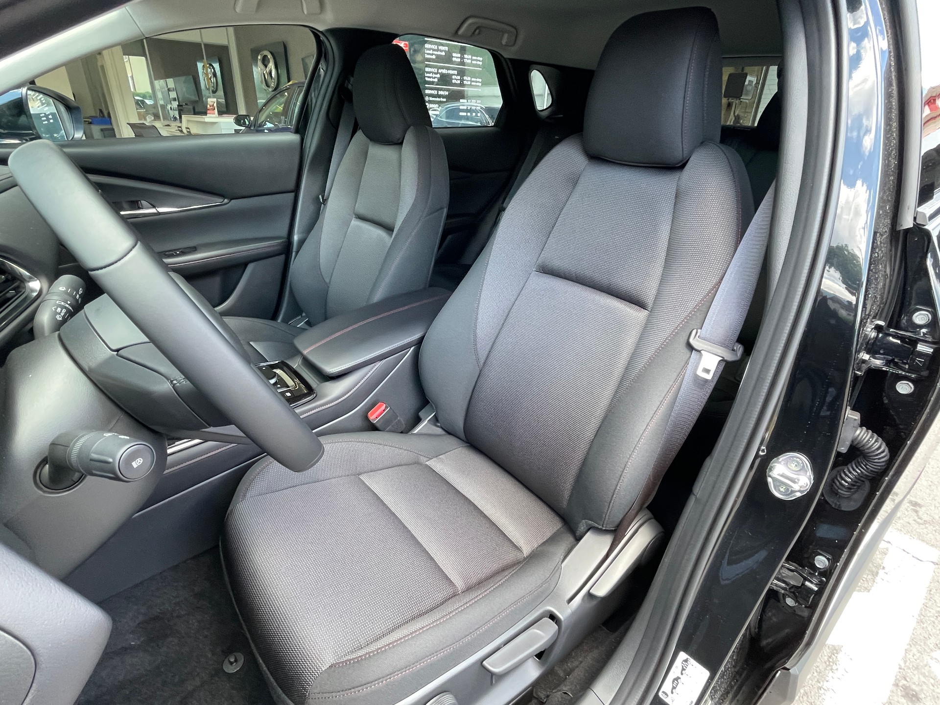 MAZDA CX-30 SKYACTIV-X 186 M Hybrid Homura FWD AT-image-7