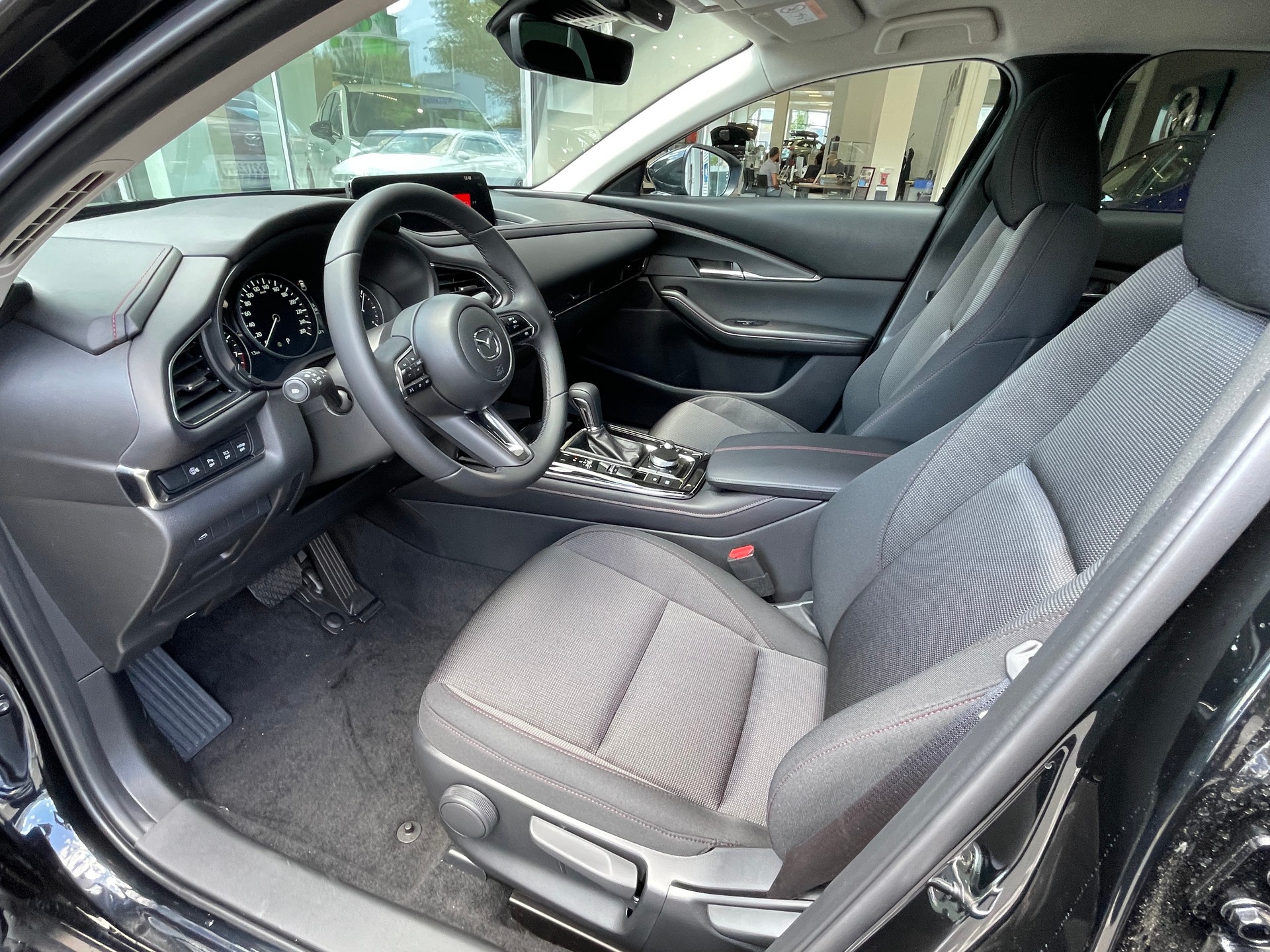 MAZDA CX-30 SKYACTIV-X 186 M Hybrid Homura FWD AT-image-6