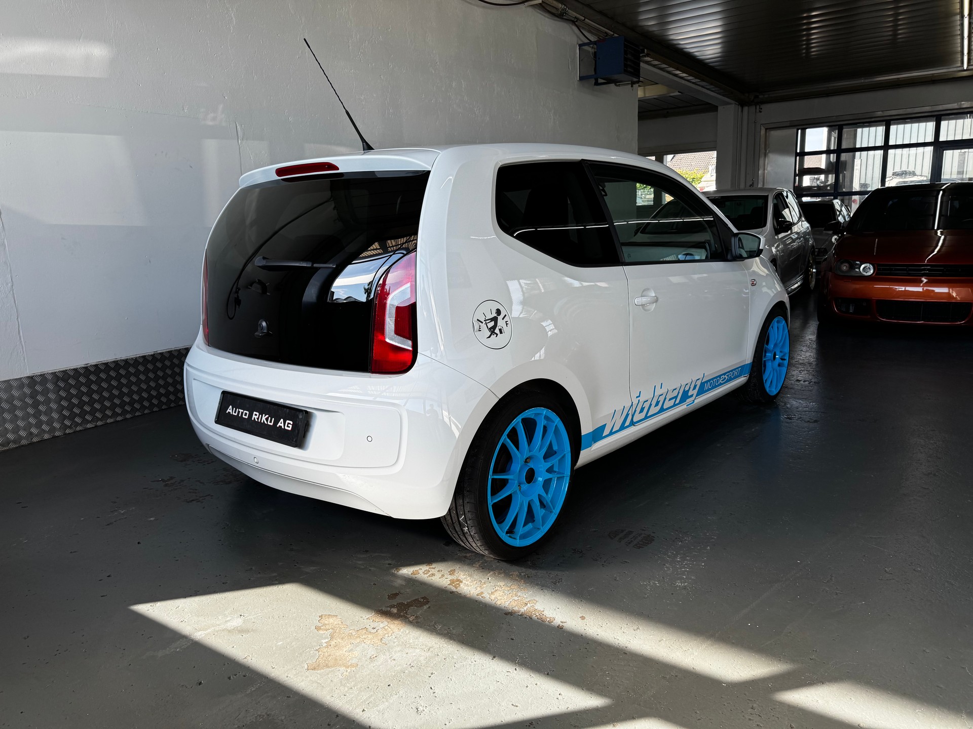 VW Up 1.0 move up-image-8