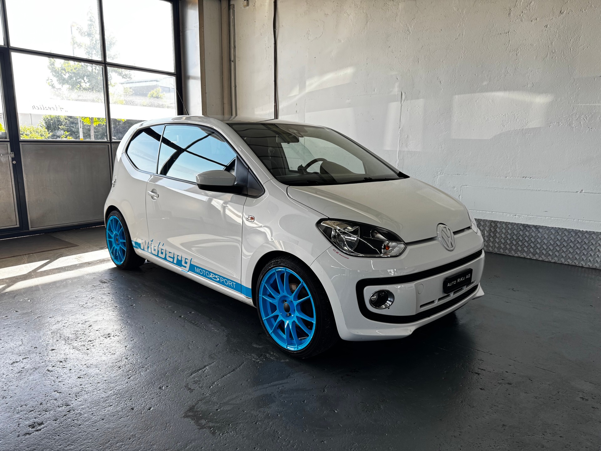 VW Up 1.0 move up-image-1