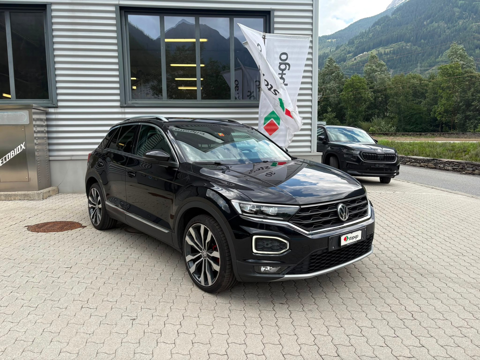 VW T-Roc 2.0 TDI Sport DSG 4Motion-image-4