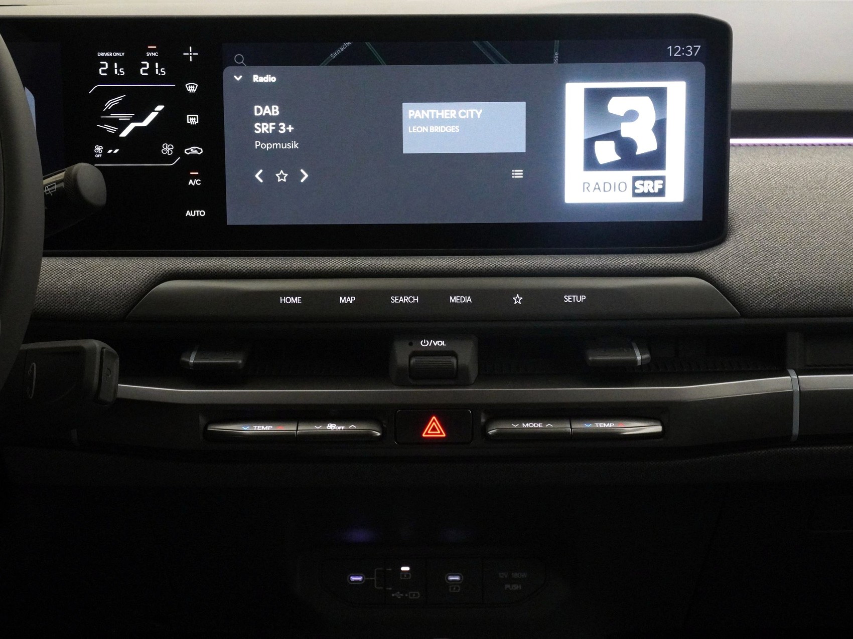 KIA EV3 58 kWh Earth-image-21