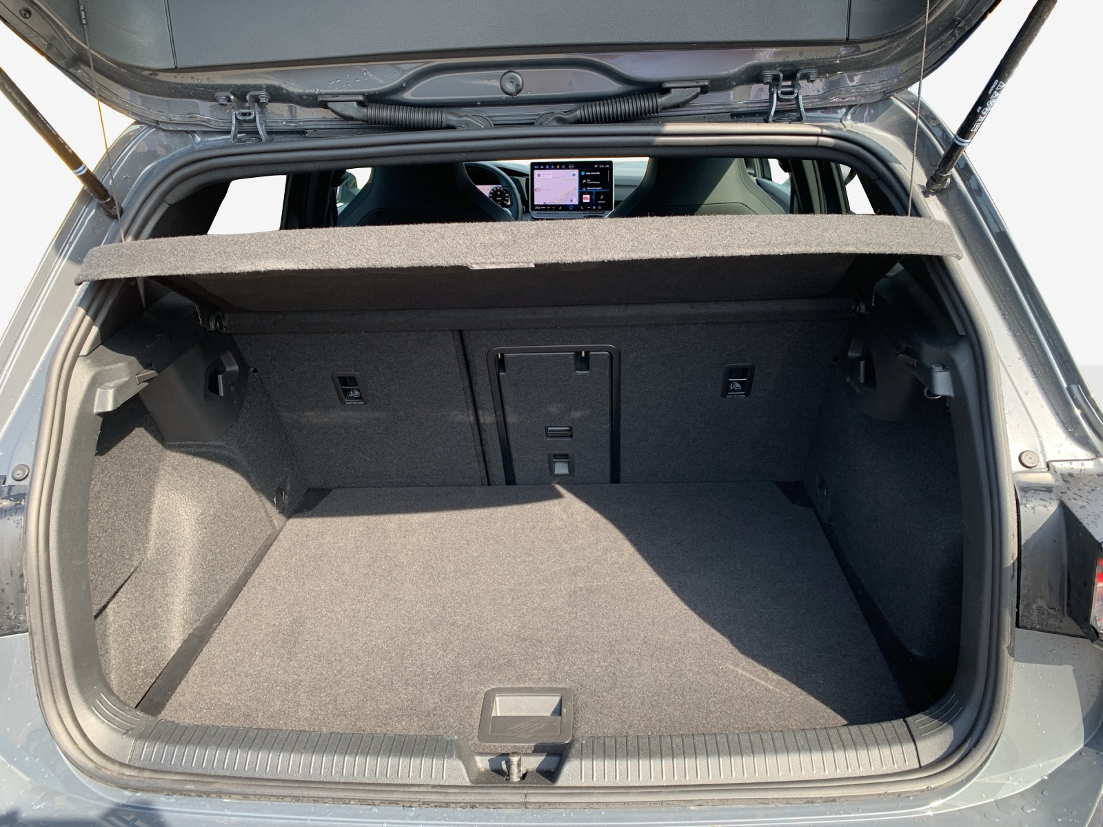 VW Golf 2.0 TSI R-Line DSG 4 Motion-image-12