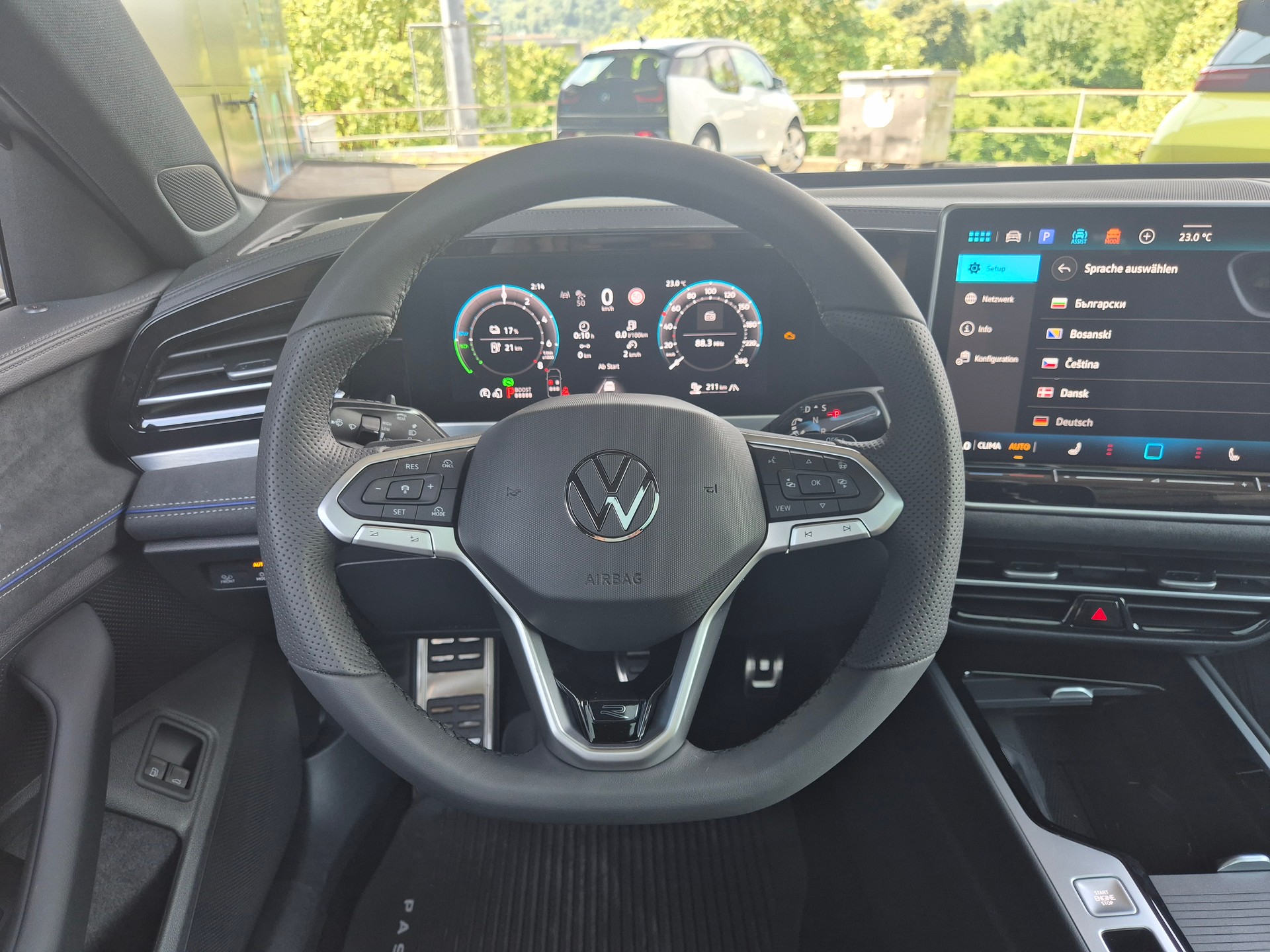 VW Passat Variant 1.5 TSI evo2 Plug-In- Hybrid R-Line DSG-image-15