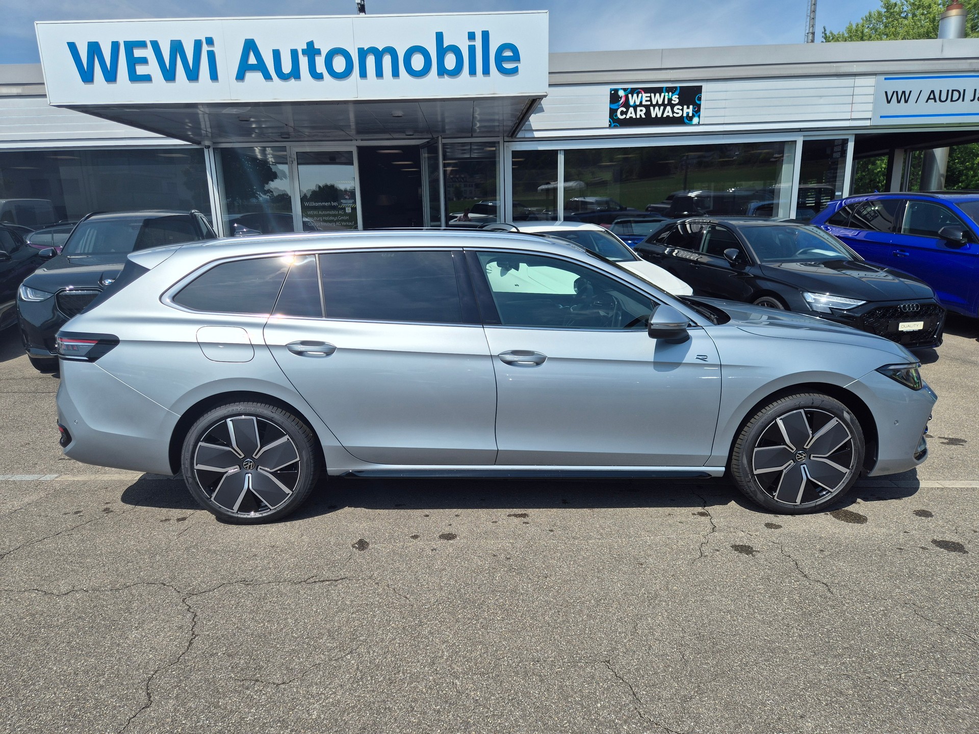 VW Passat Variant 1.5 TSI evo2 Plug-In- Hybrid R-Line DSG-image-3