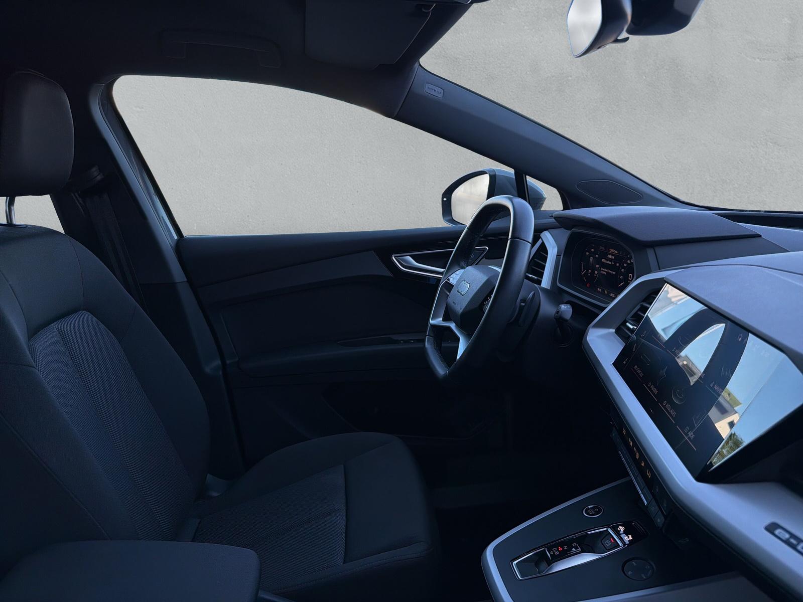 AUDI Q4 e-tron 40-image-13