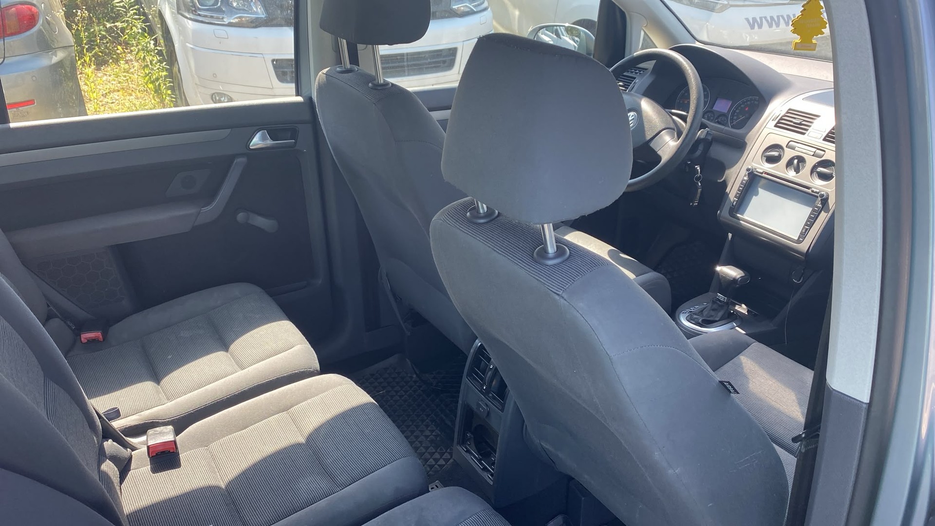 VW Touran 1.4 TSI Highline-image-3