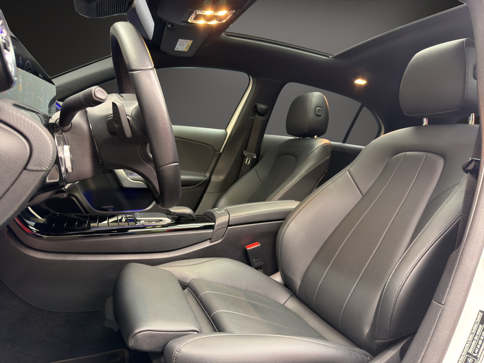 MERCEDES-BENZ A 180 d Progressive 8G-image-8