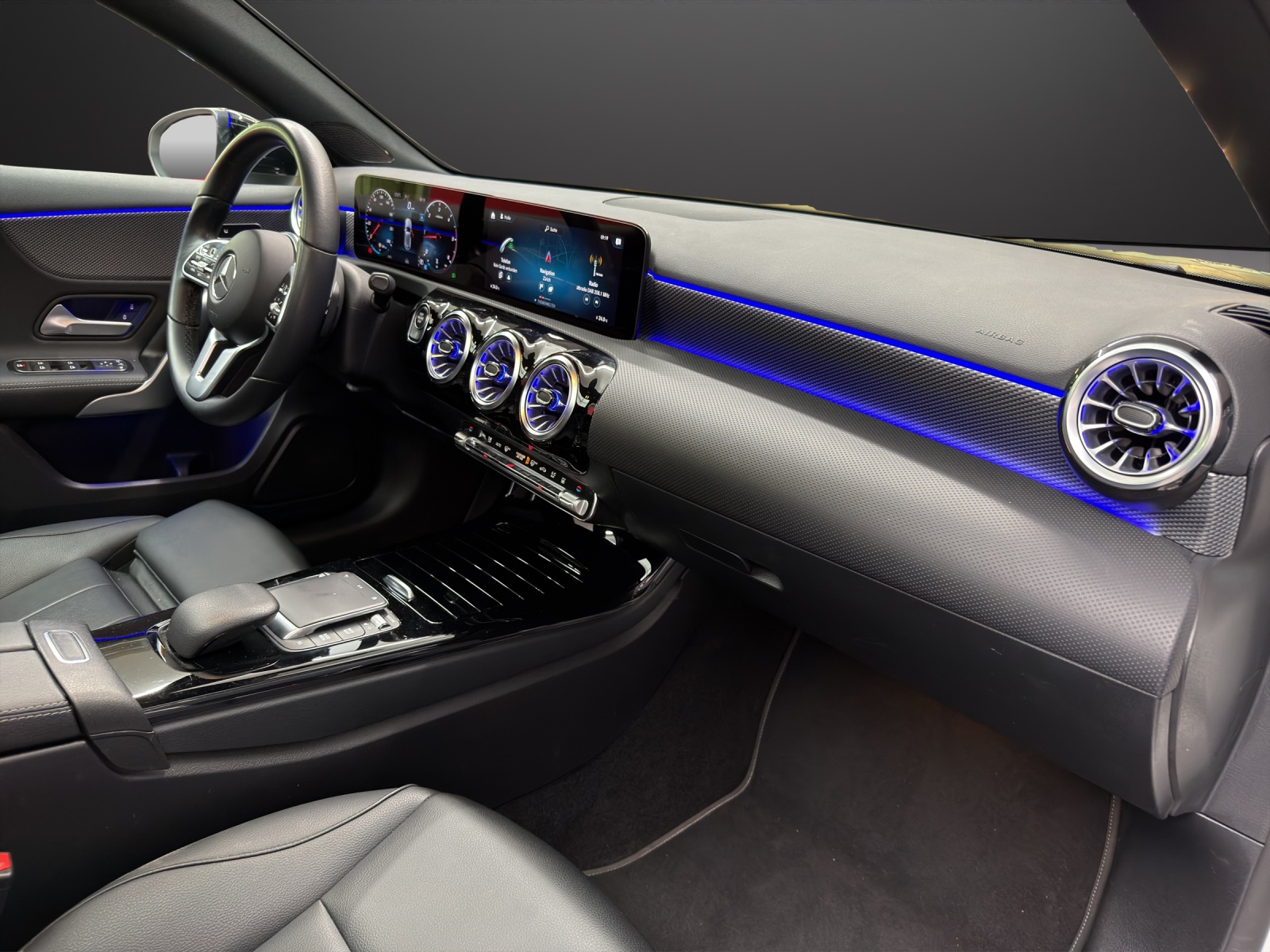 MERCEDES-BENZ A 180 d Progressive 8G-image-7