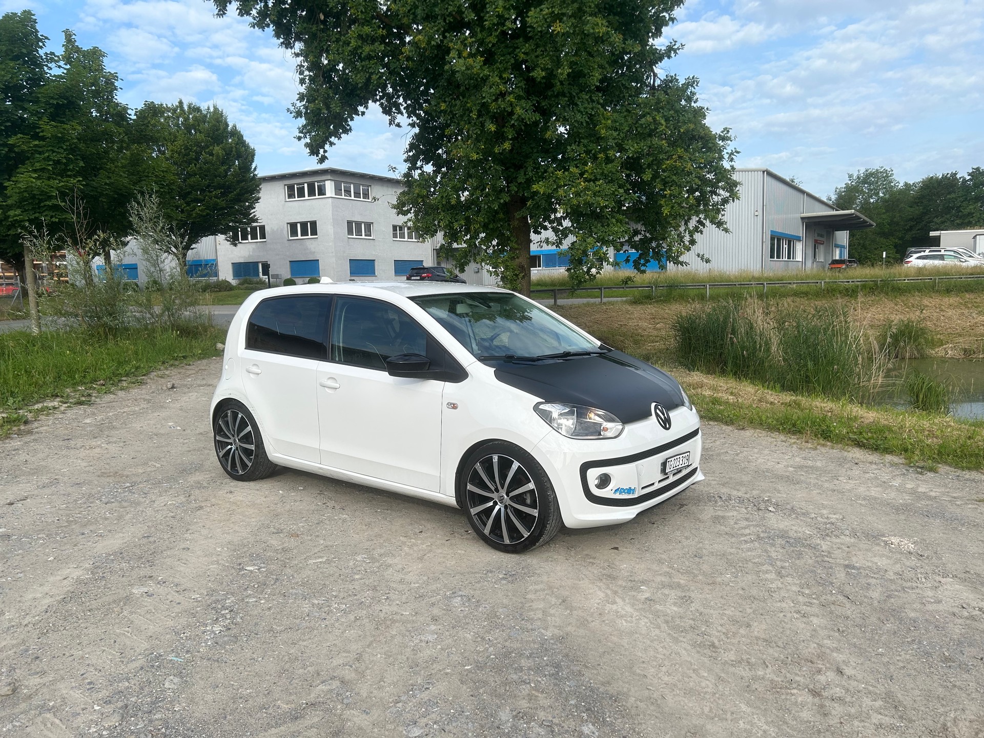 VW 1.0 MPI 75 BMT Move-image-1