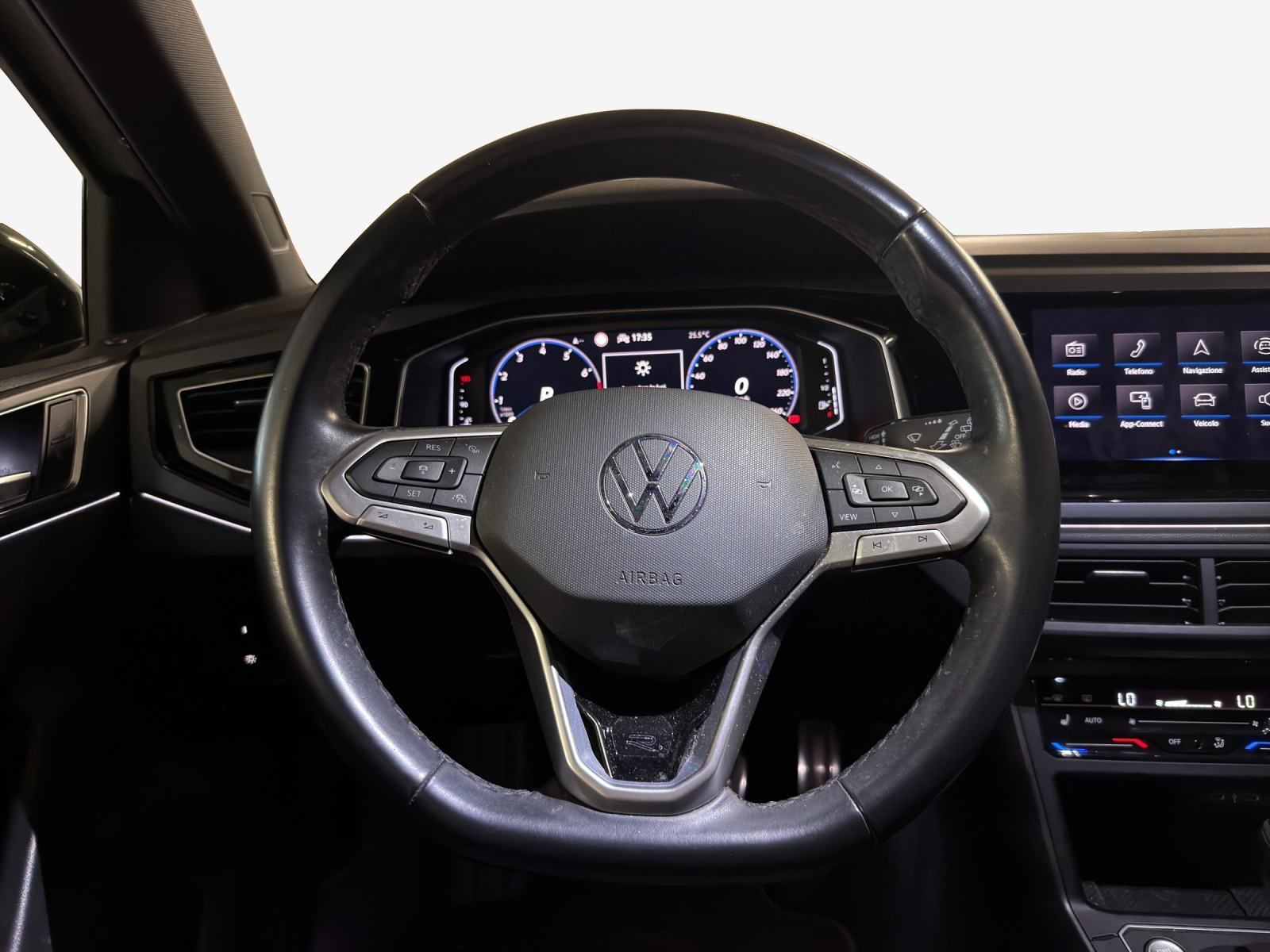 VW Taigo 1.0 TSI R-Line DSG-image-9