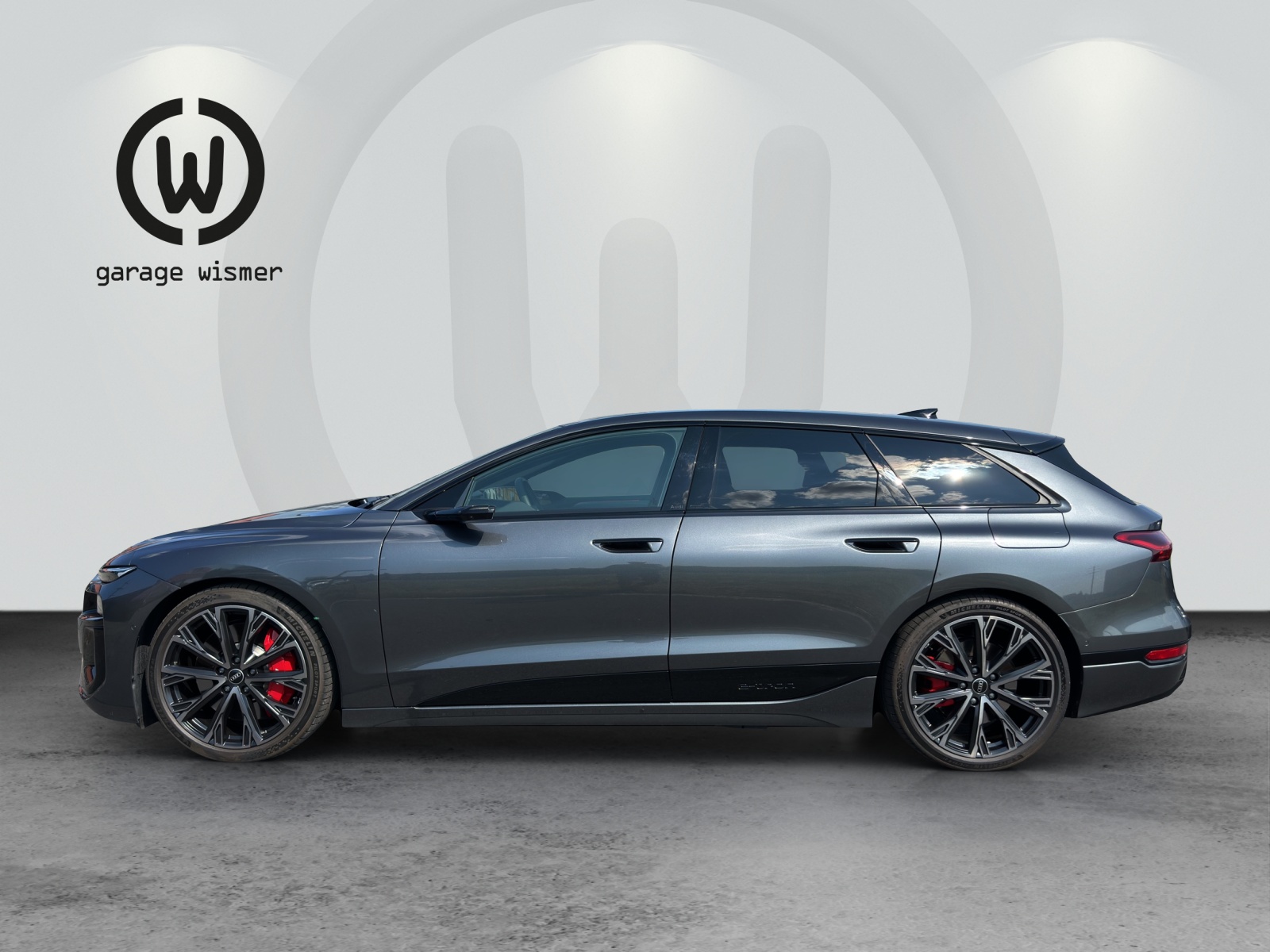 AUDI S6 Avant e-tron quattro-image-1