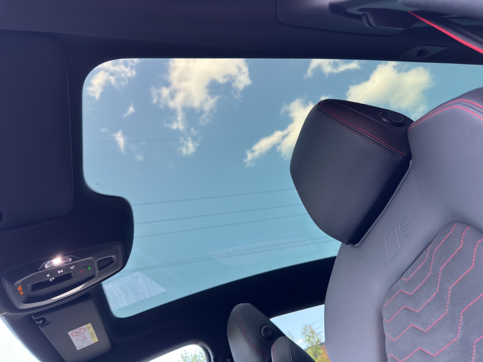 AUDI S6 Avant e-tron quattro-image-12