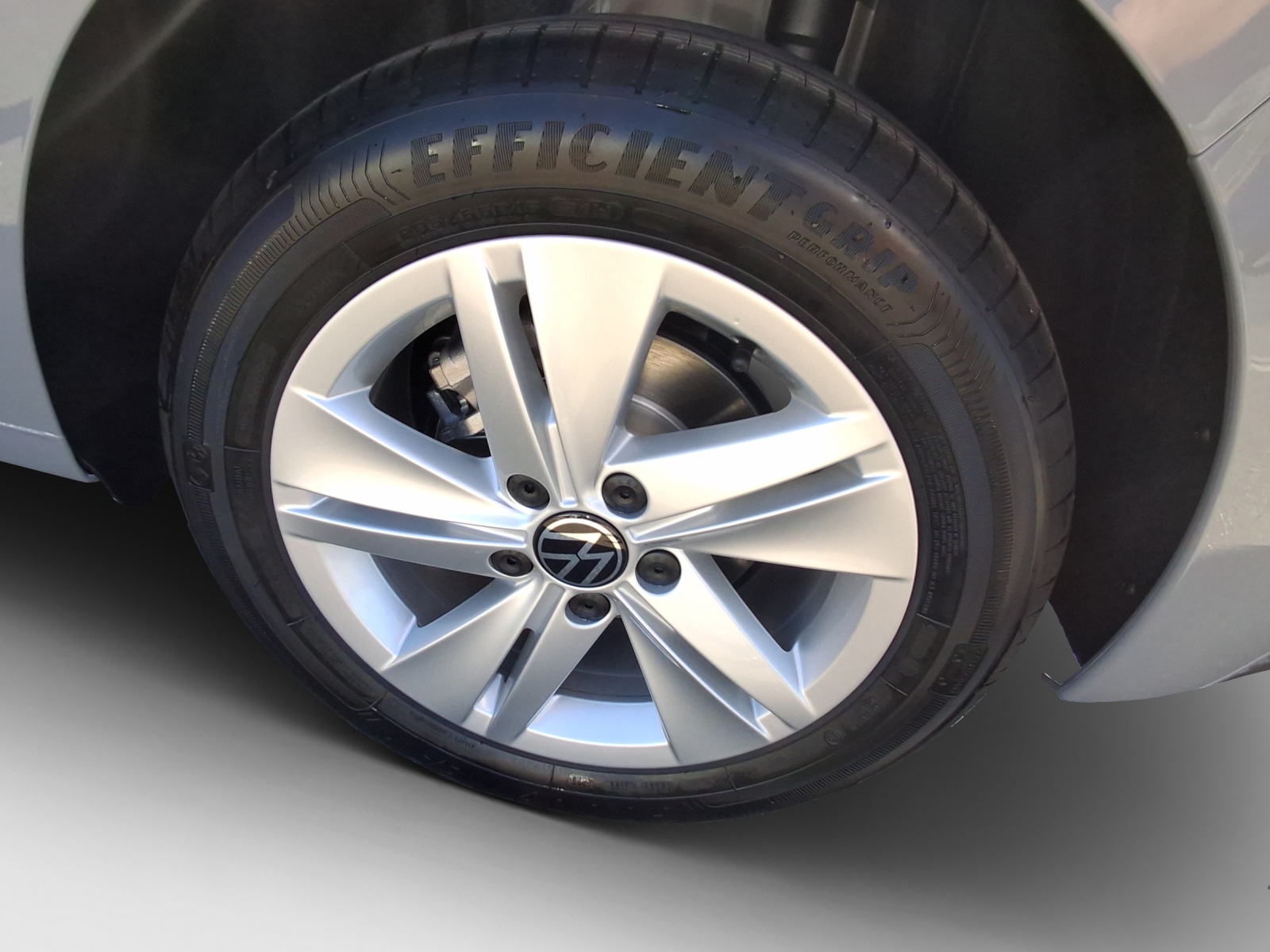 VW Golf 1.5 e TSI mHEV Value DSG-image-13