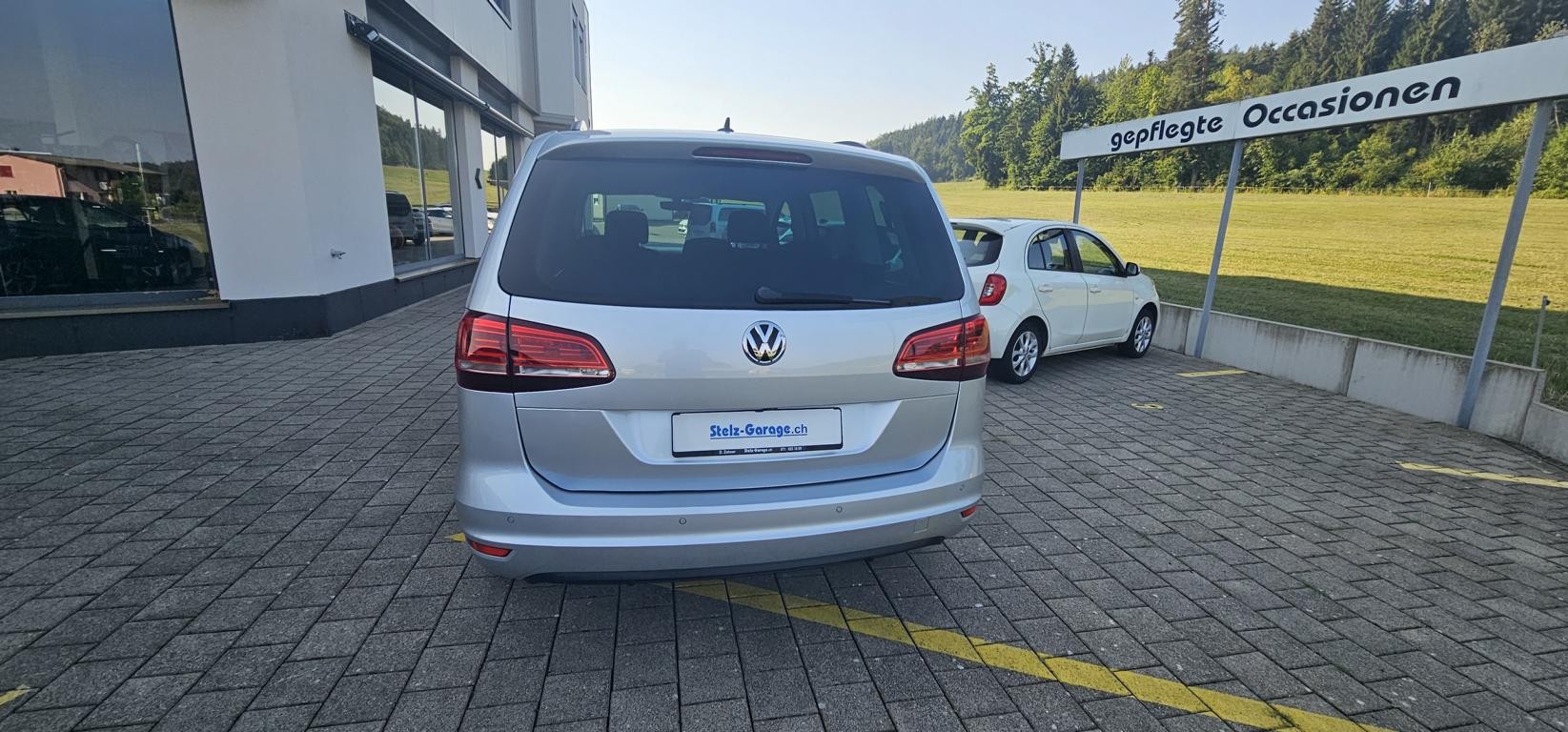 VW Sharan 2.0 TDI BMT Comfortline DSG-image-7