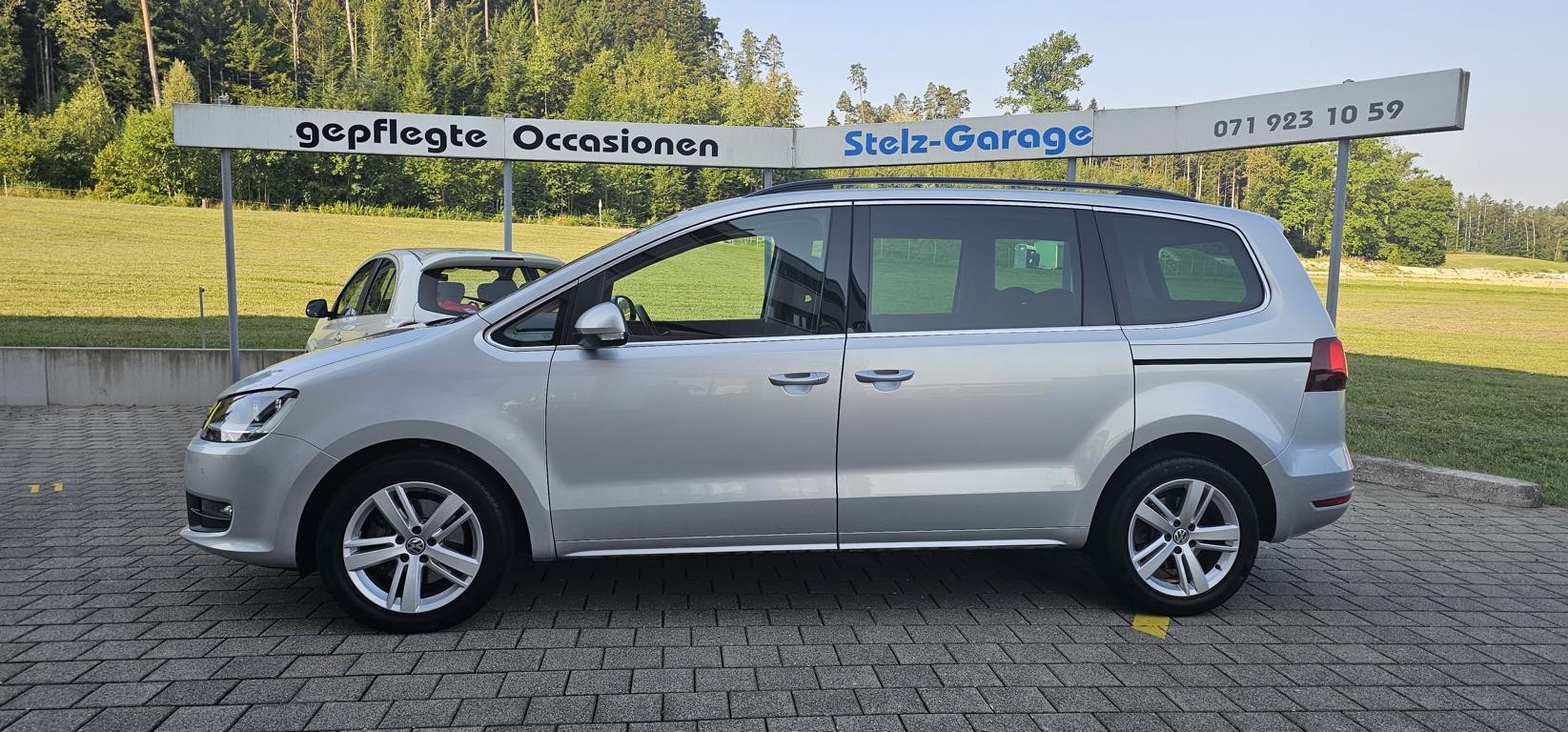 VW Sharan 2.0 TDI BMT Comfortline DSG-image-1
