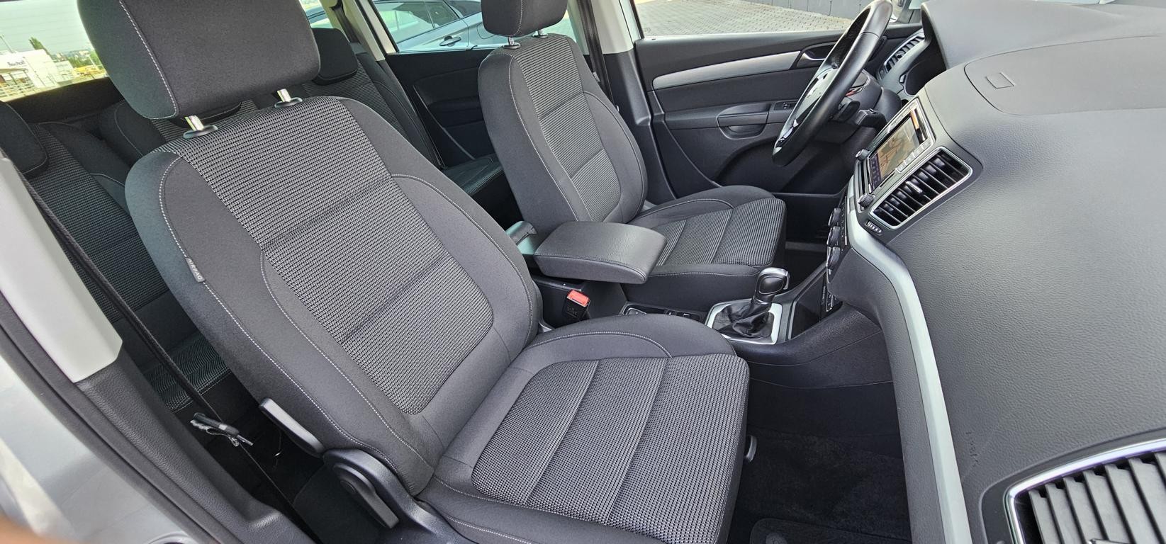 VW Sharan 2.0 TDI BMT Comfortline DSG-image-14