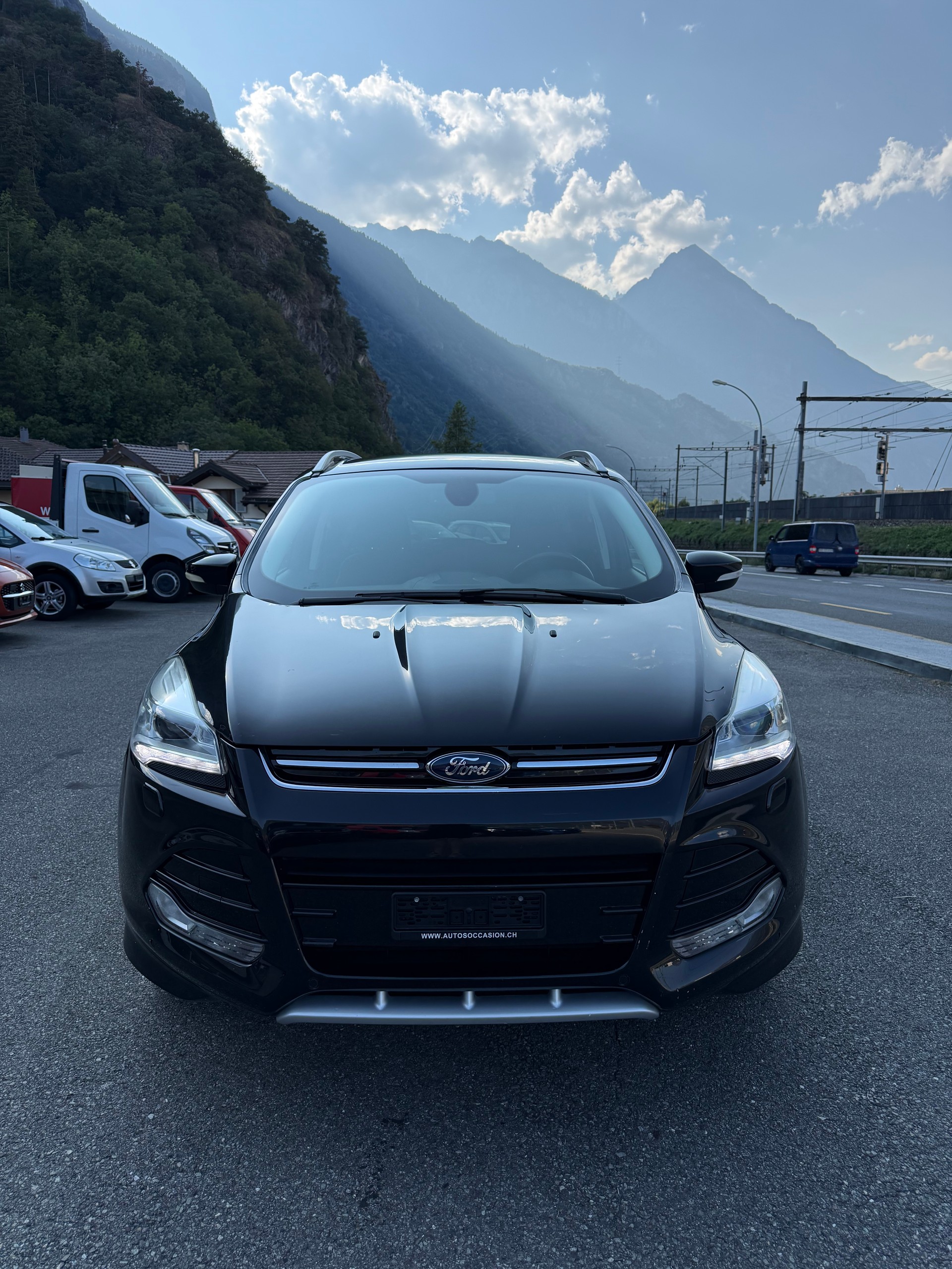 FORD Kuga 2.0 TDCi Titanium 4WD PowerShift-image-3