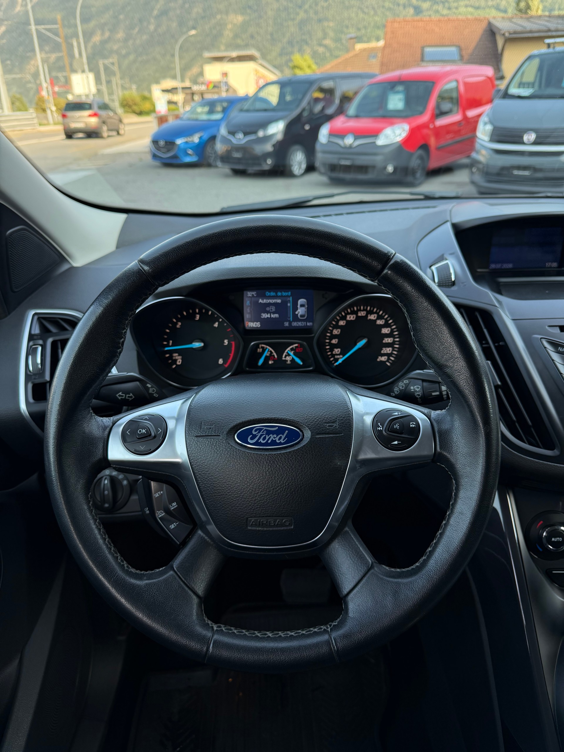 FORD Kuga 2.0 TDCi Titanium 4WD PowerShift-image-10