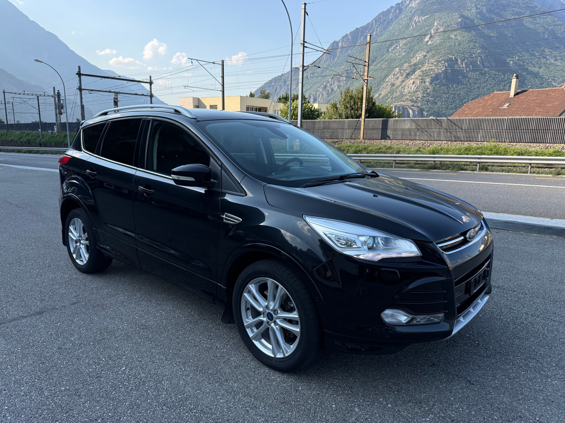 FORD Kuga 2.0 TDCi Titanium 4WD PowerShift-image-4