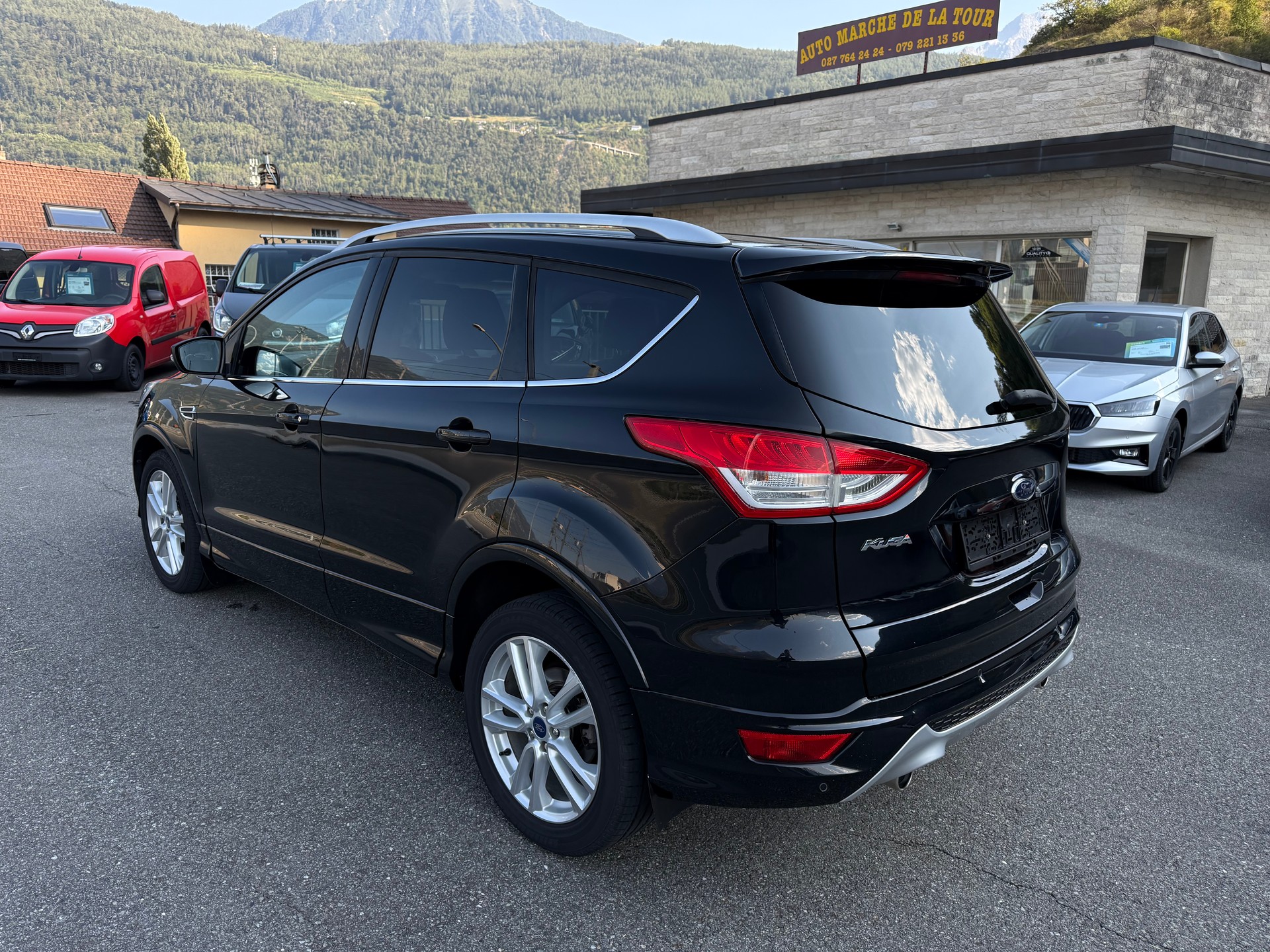 FORD Kuga 2.0 TDCi Titanium 4WD PowerShift-image-8