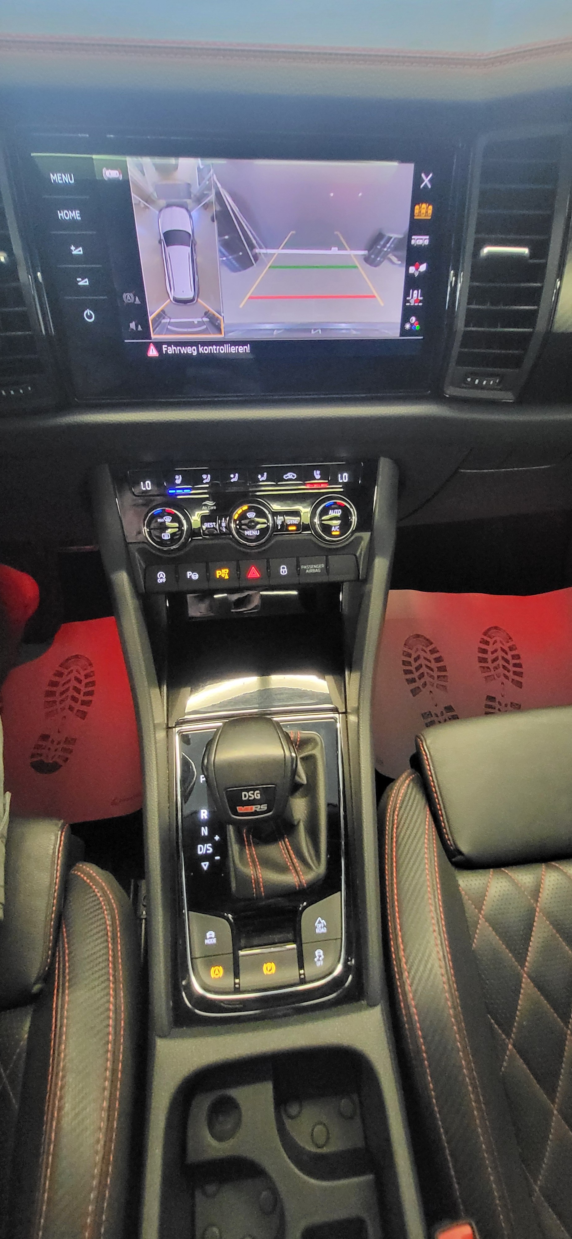 SKODA Kodiaq 2.0 TSI 4x4 RS-image-15