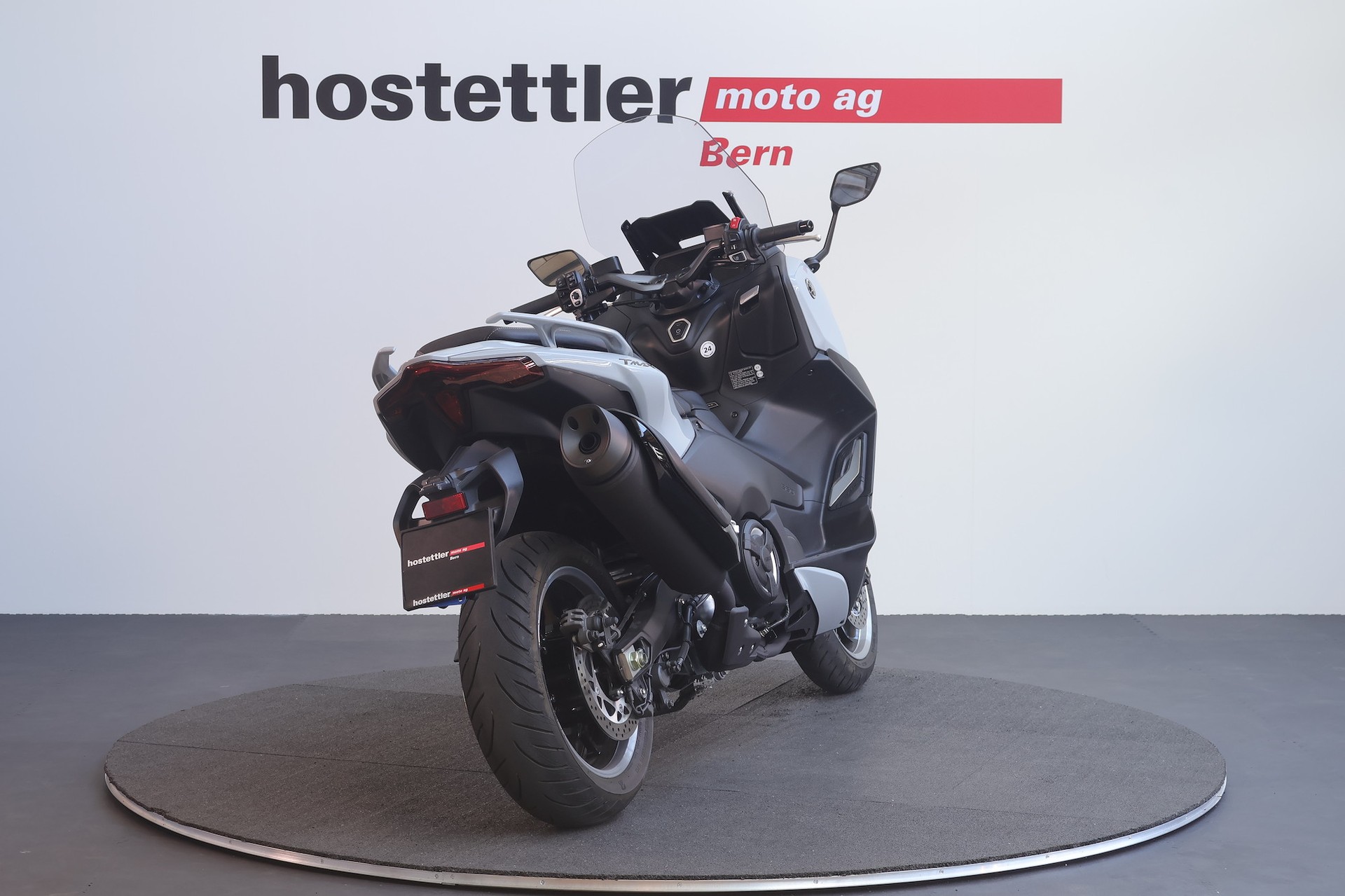 YAMAHA TMAX Tech MAX-showroom-element-2