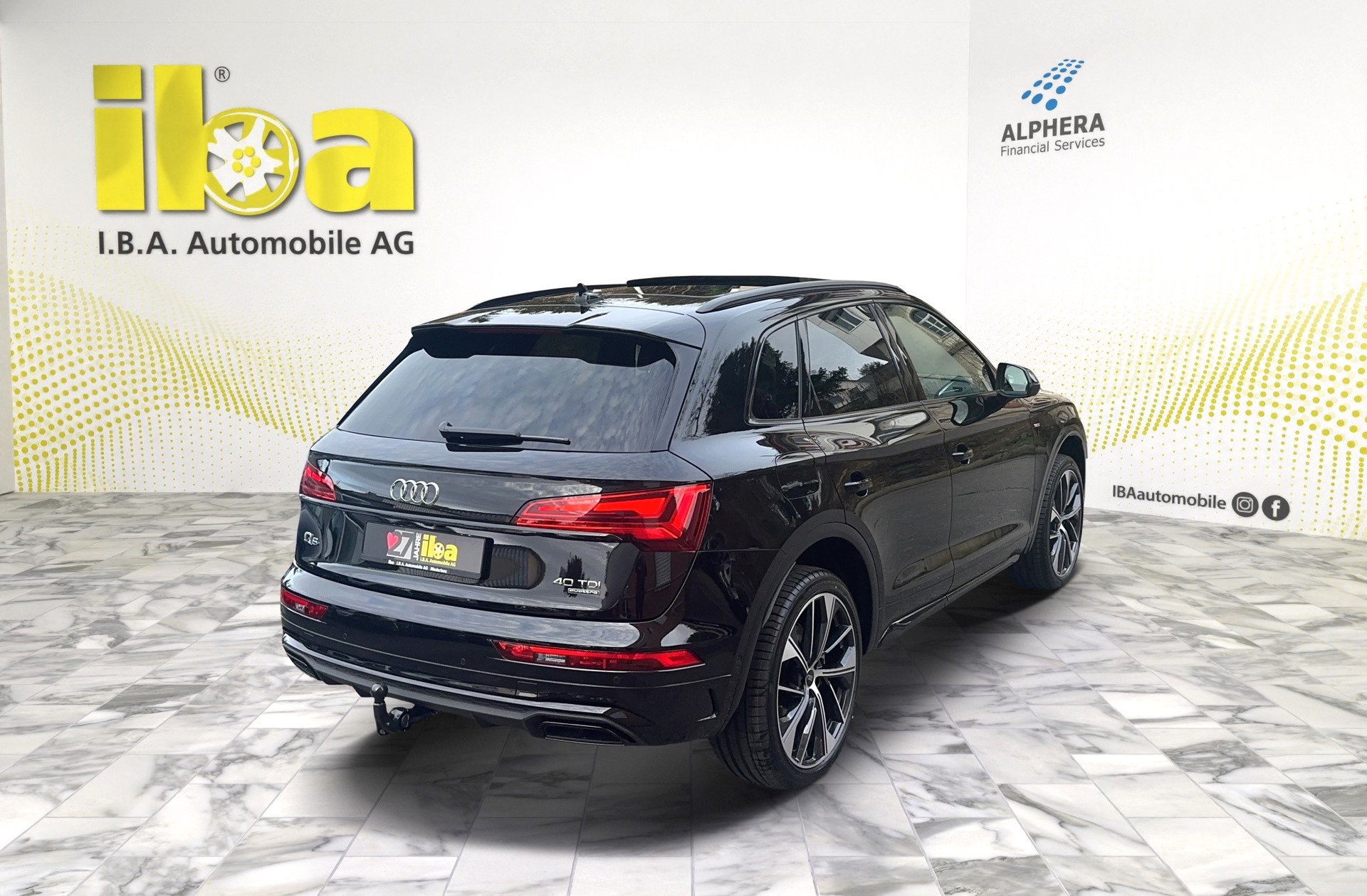 AUDI Q5 40 TDI S-Line quattro Black Edition 4x4 Leder / Head Up / Panoramadach-image-4
