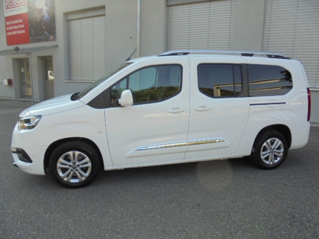 TOYOTA Proace City Verso 1.2 Style Long Automatik-image-2