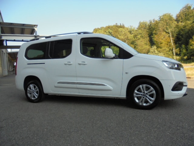 TOYOTA Proace City Verso 1.2 Style Long Automatik-image-3