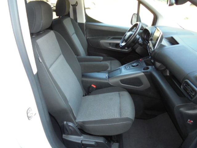 TOYOTA Proace City Verso 1.2 Style Long Automatik-image-8